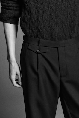 CABLE-KNIT PURE CASHMERE POLO SWEATER — NAVY 7