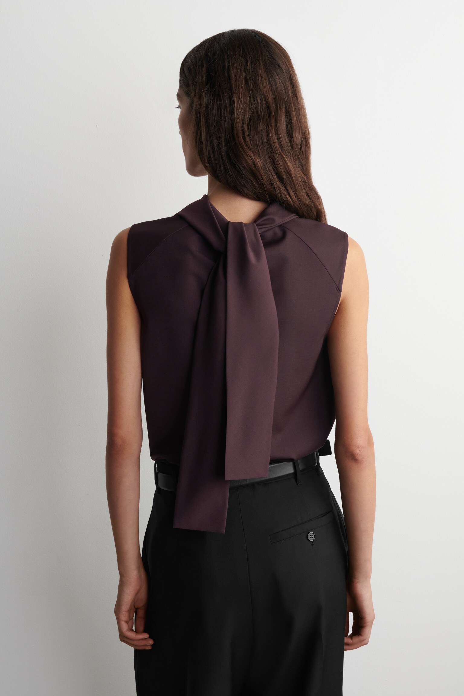 FLUID FUNNEL-NECK SCARF BLOUSE - BURGUNDY - 4