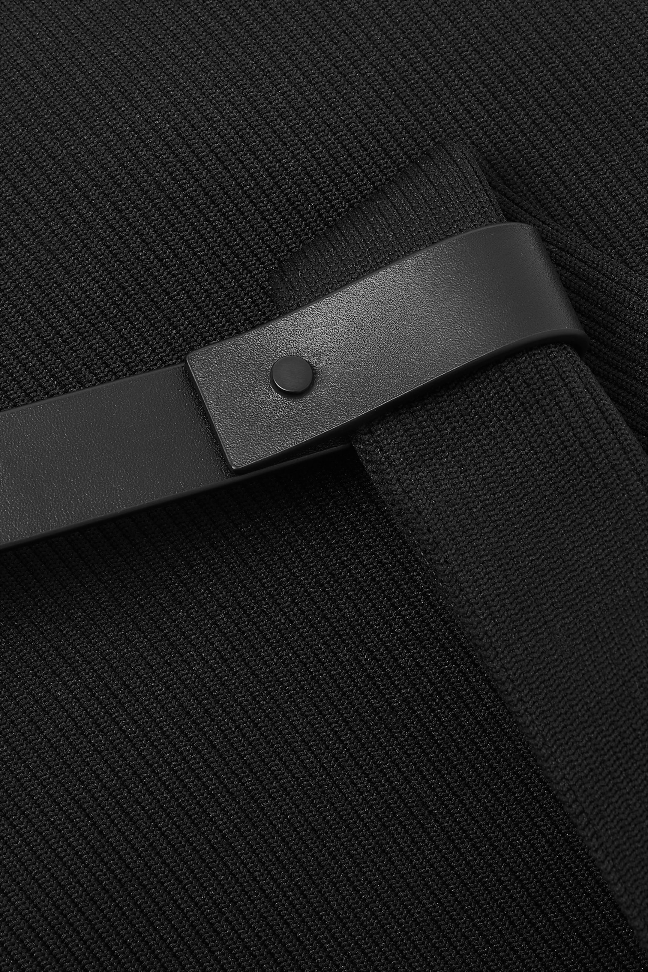 StillMedia/DescriptiveDetail