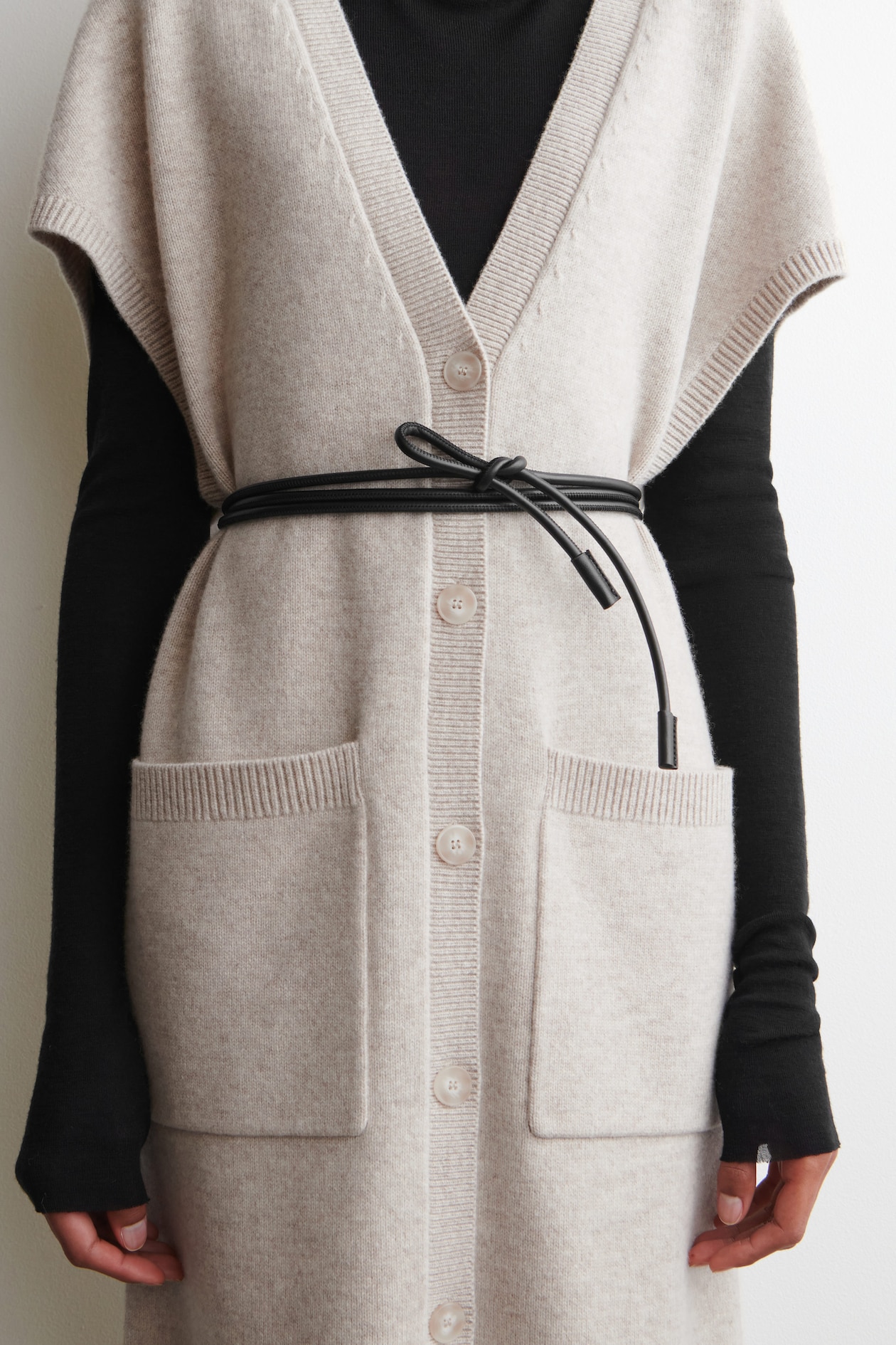 ROUNDED WOOL LONGLINE CARDIGAN — BEIGE MÉLANGE
