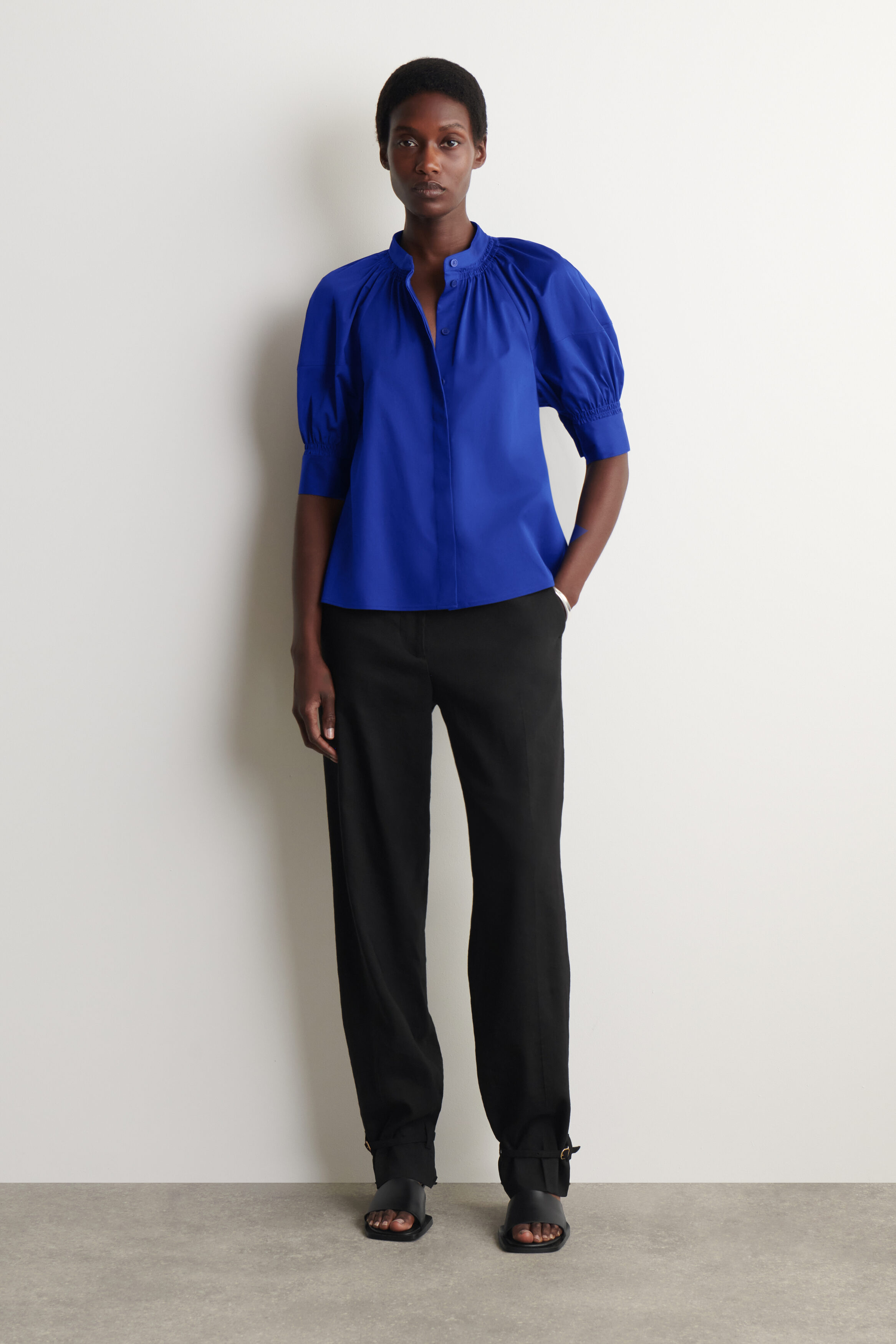SMOCKED PUFF-SLEEVE BLOUSE - BLUE | COS