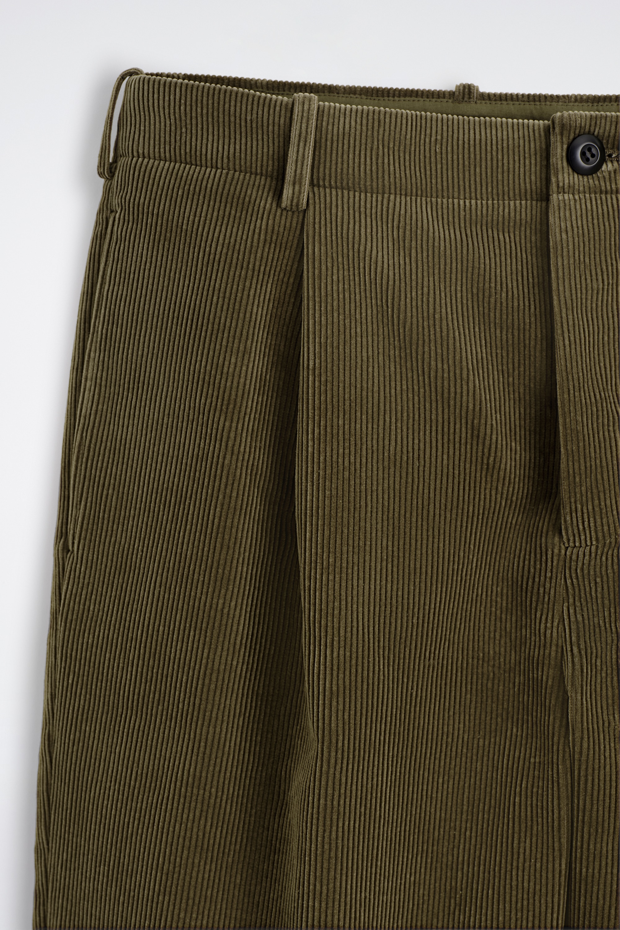 PLEATED CORDUROY RELAXED-FIT STRAIGHT-LEG TROUSERS