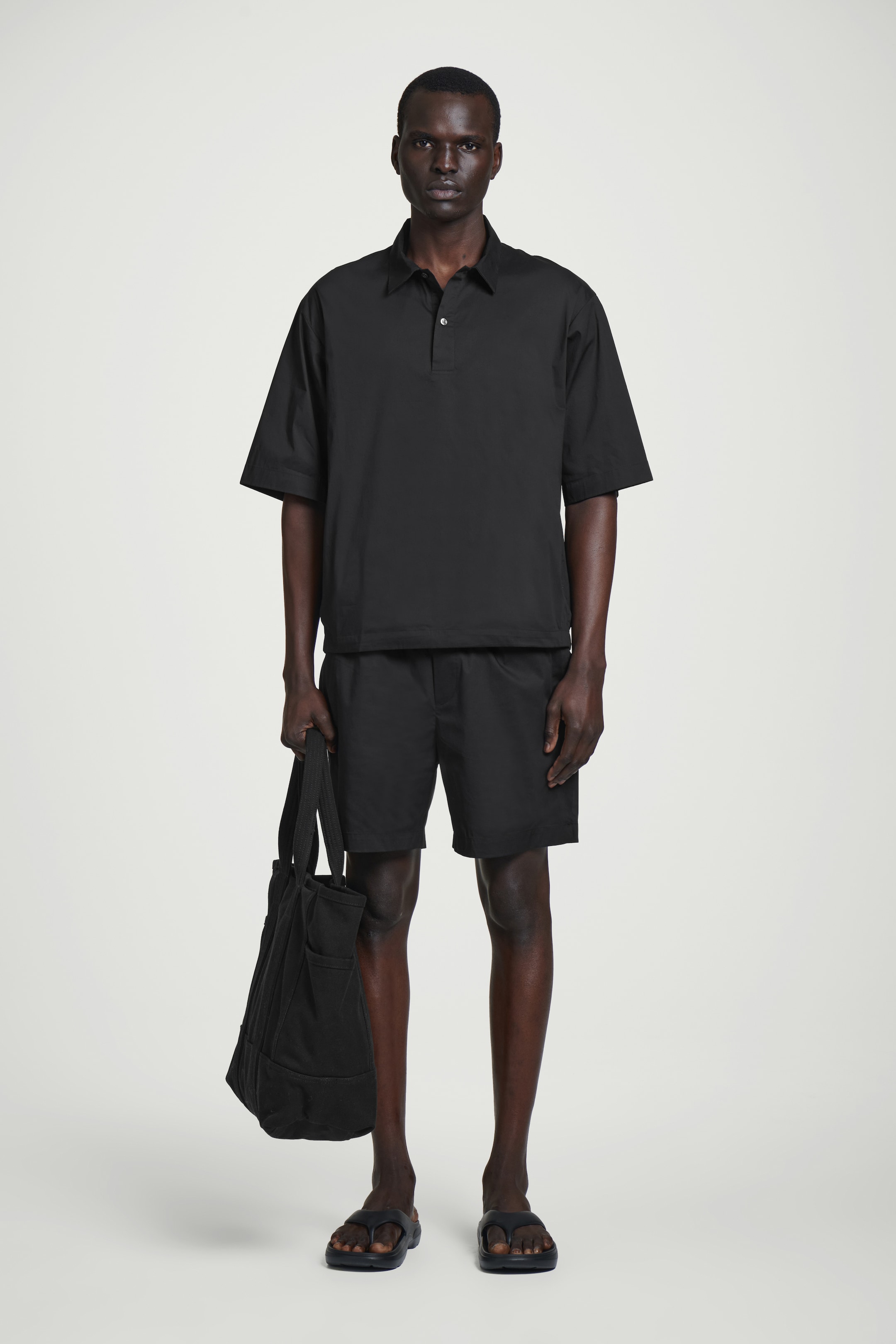 Agrandir l'image: SHORT TAILLE ÉLASTIQUÉE EN COTON MÉLANGÉ - NOIR - HOMME | H&M CH 1