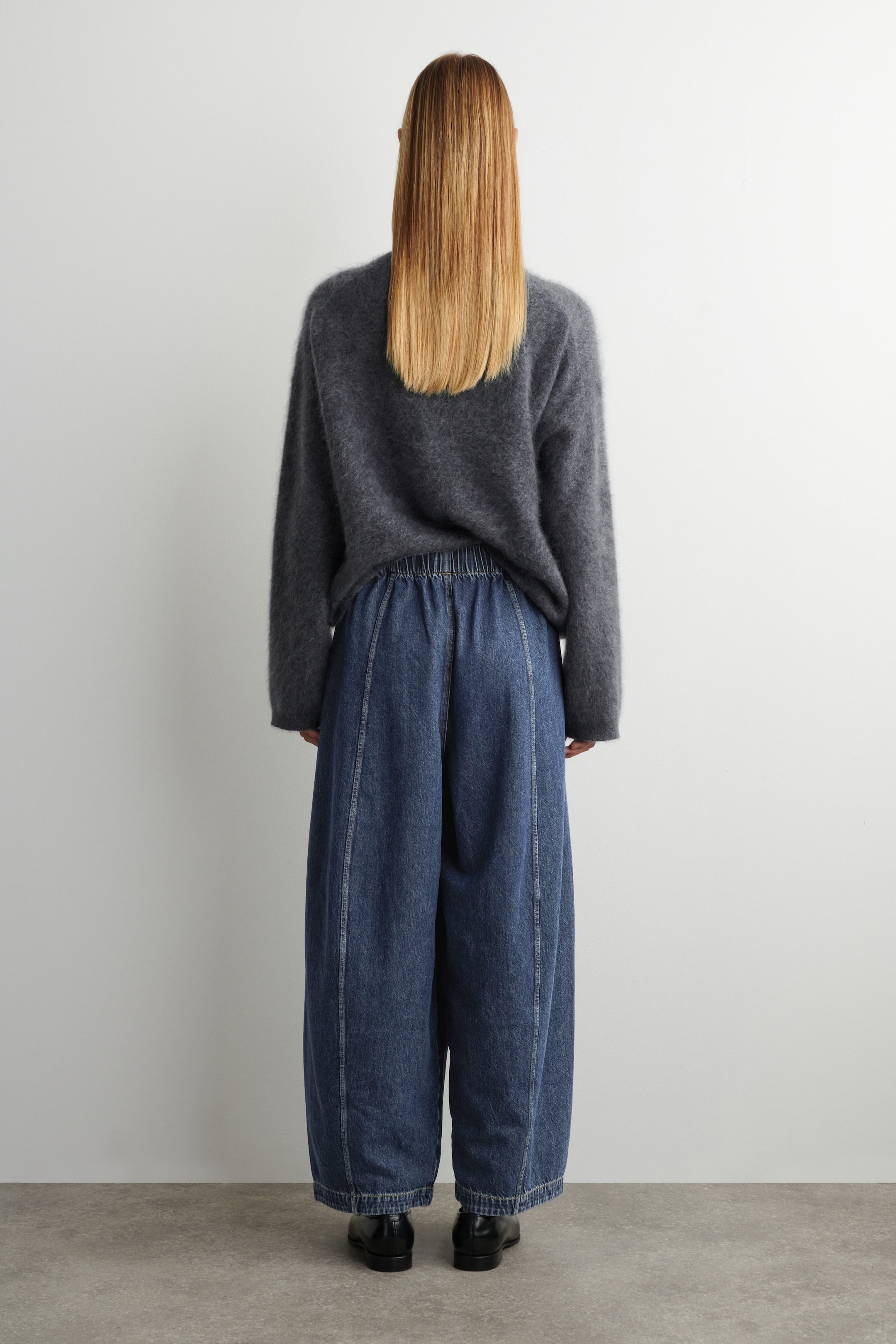 BARREL-LEG DENIM DRAWSTRING PANTS