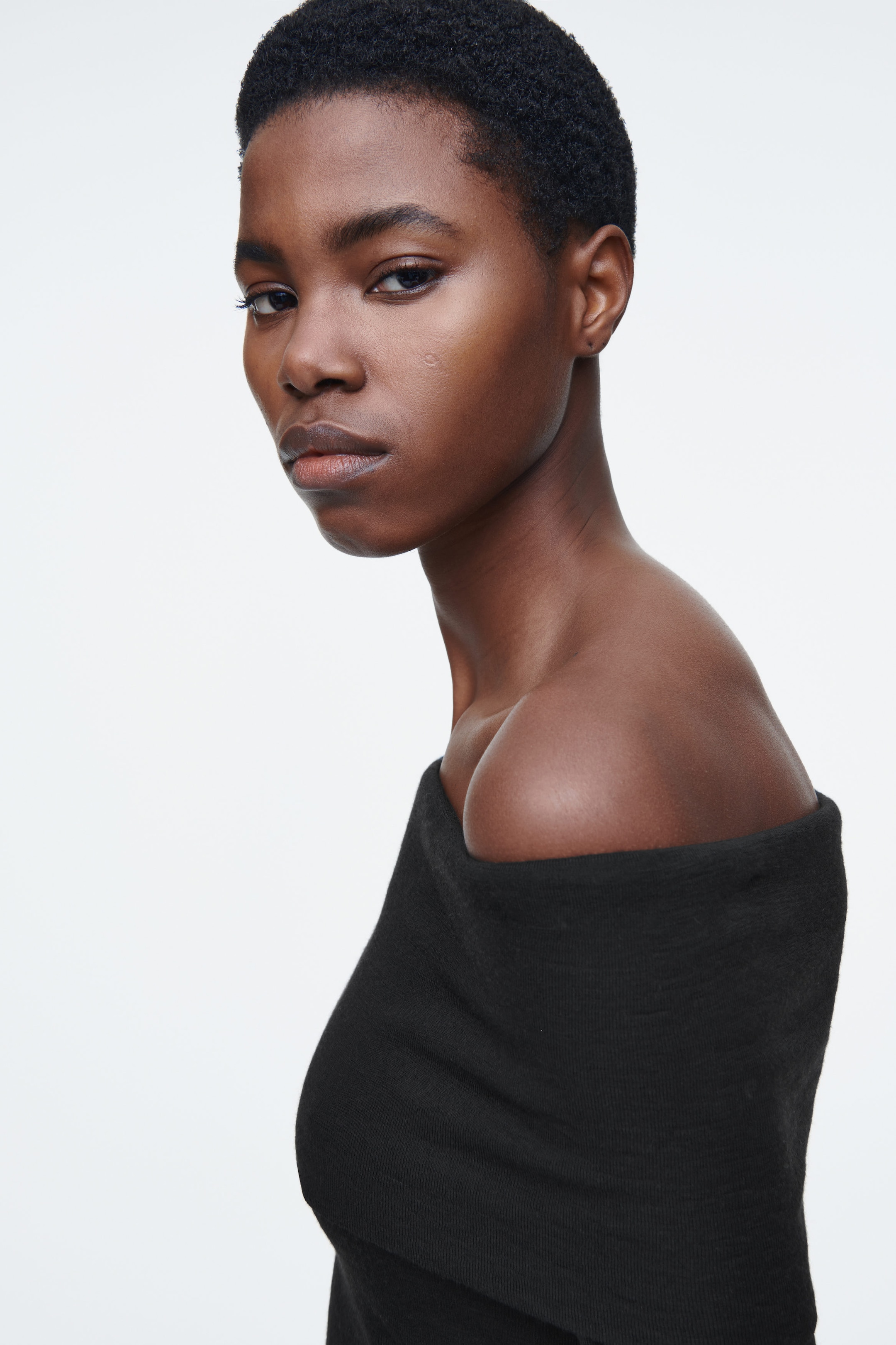 OFF-THE-SHOULDER MERINO WOOL TOP