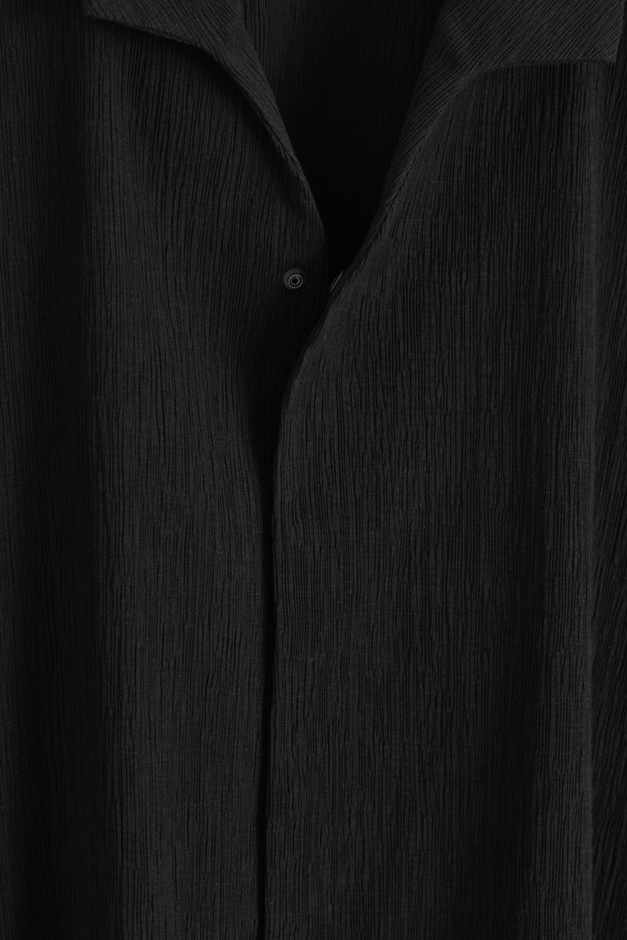 StillMedia/DescriptiveDetail