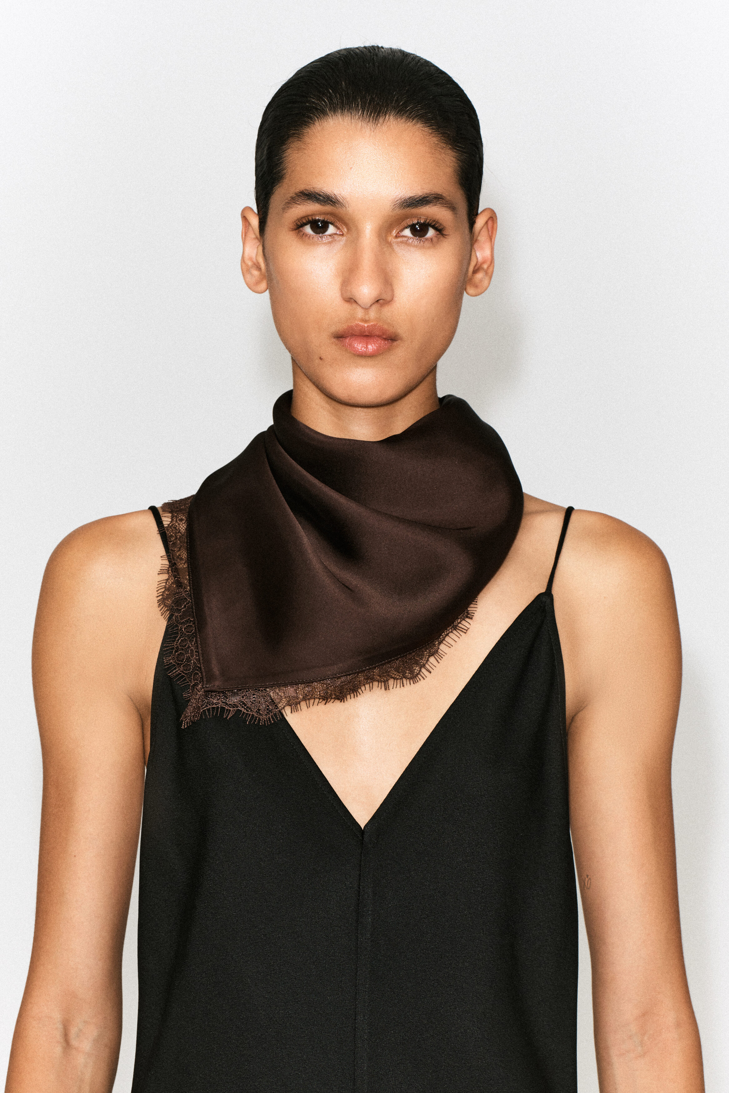 LACE-TRIMMED SATIN HEADSCARF