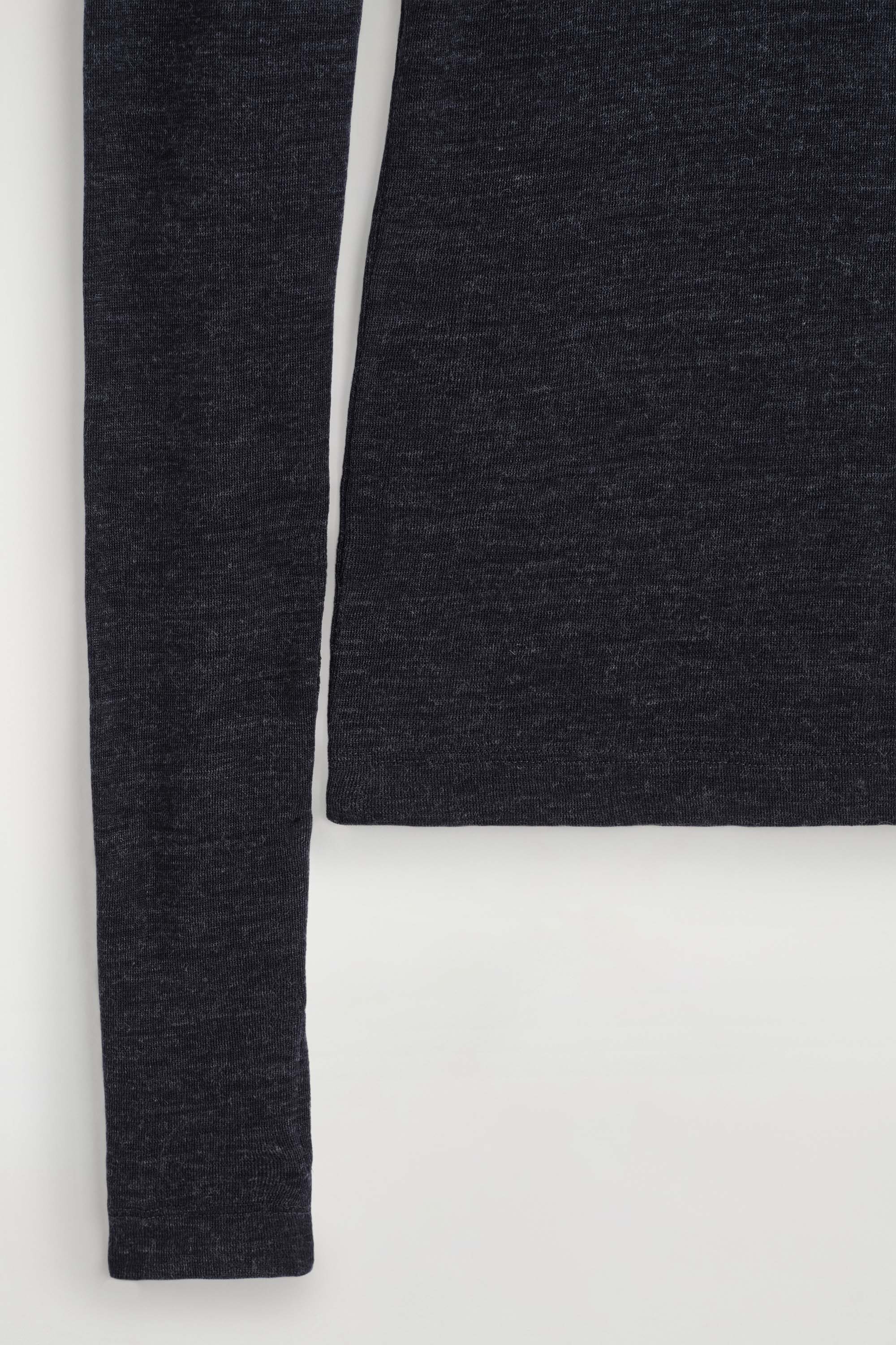 MERINO WOOL TURTLENECK TOP thumbnail 9