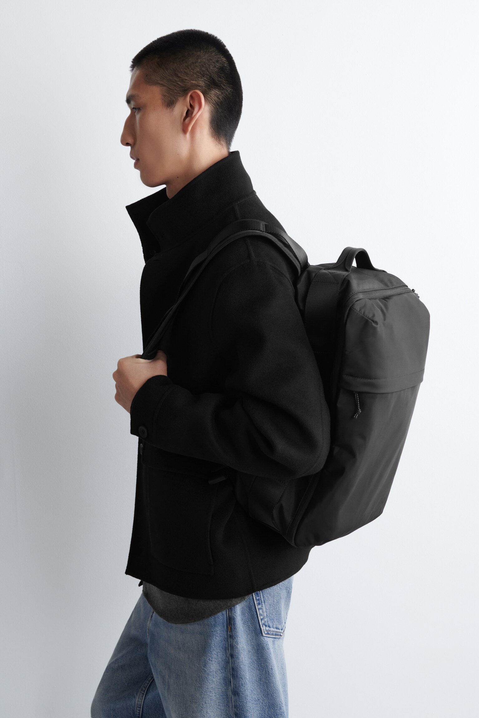 TRAVEL BACKPACK - NYLON - SCHWARZ - 5