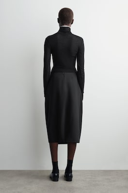 PLEATED WOOL MIDI TULIP SKIRT — BLACK 3