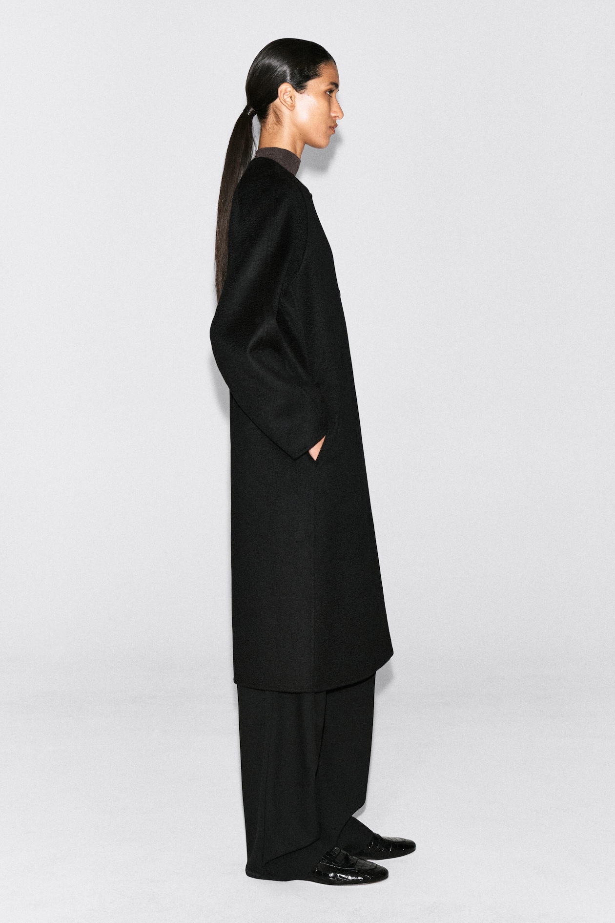 DOUBLE-FACED CASHMERE LONG COAT — BLACK
