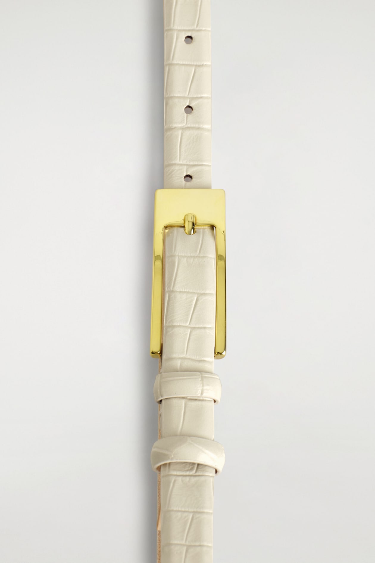 ELONGATED-BUCKLE LEATHER BELT — IVORY / CROC EFFECT