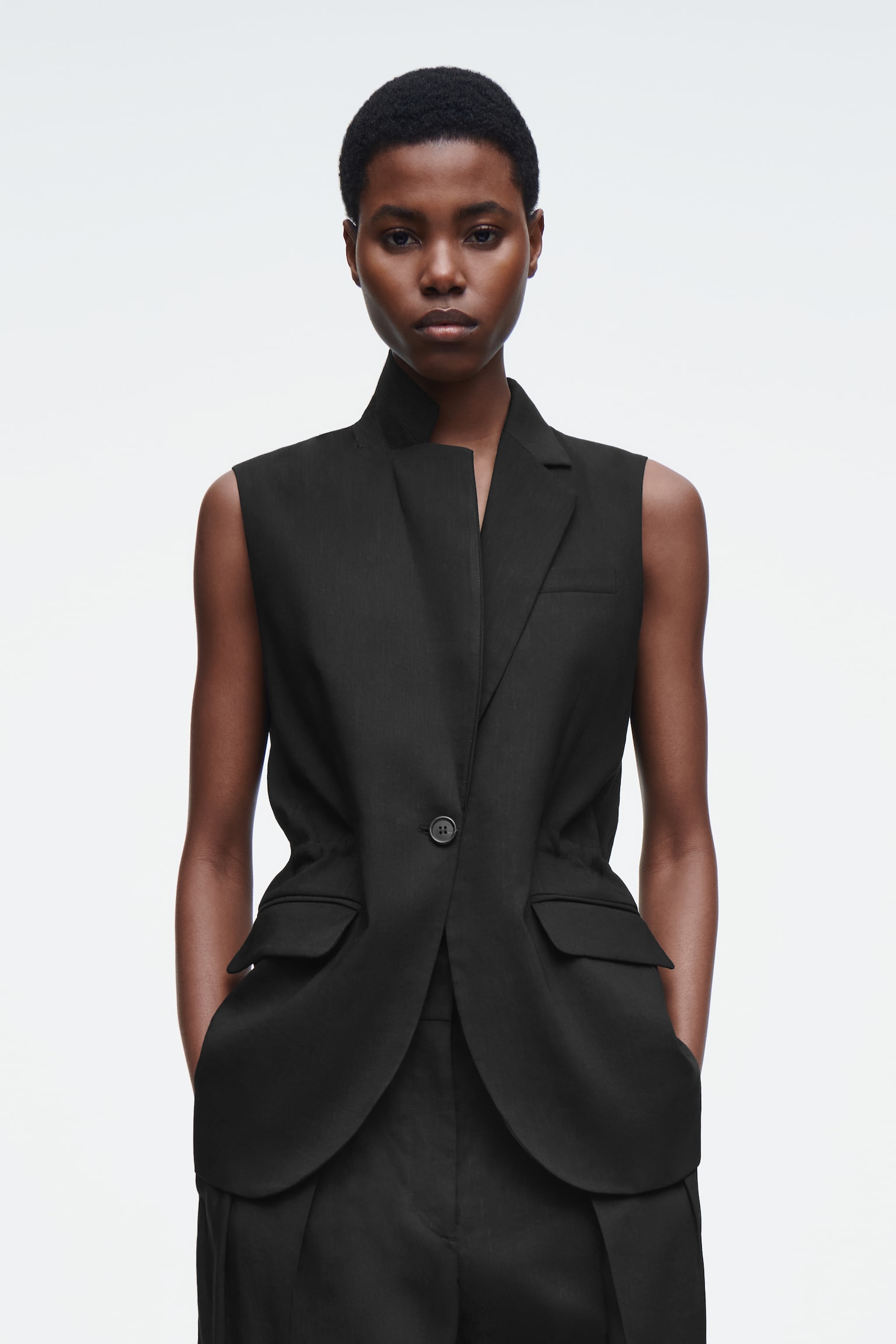 GILET SLIM EN LIN - NOIR/ABRICOT