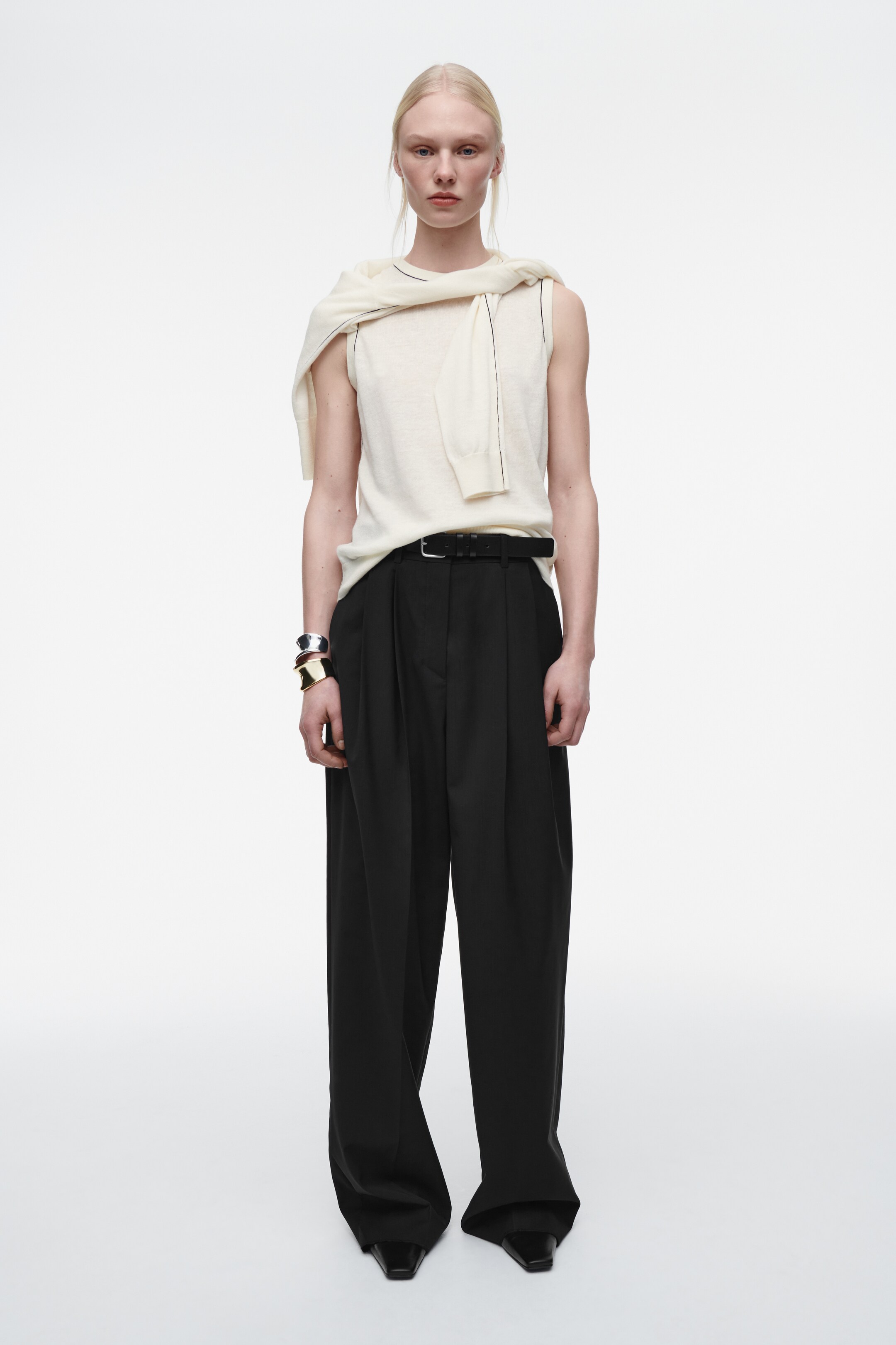 Zobrazit větší obrázek: MERINO VLNA-LEN SMĚS TÍLKO - KRÉMOVÁ - ŽENY | H&M CZ 2