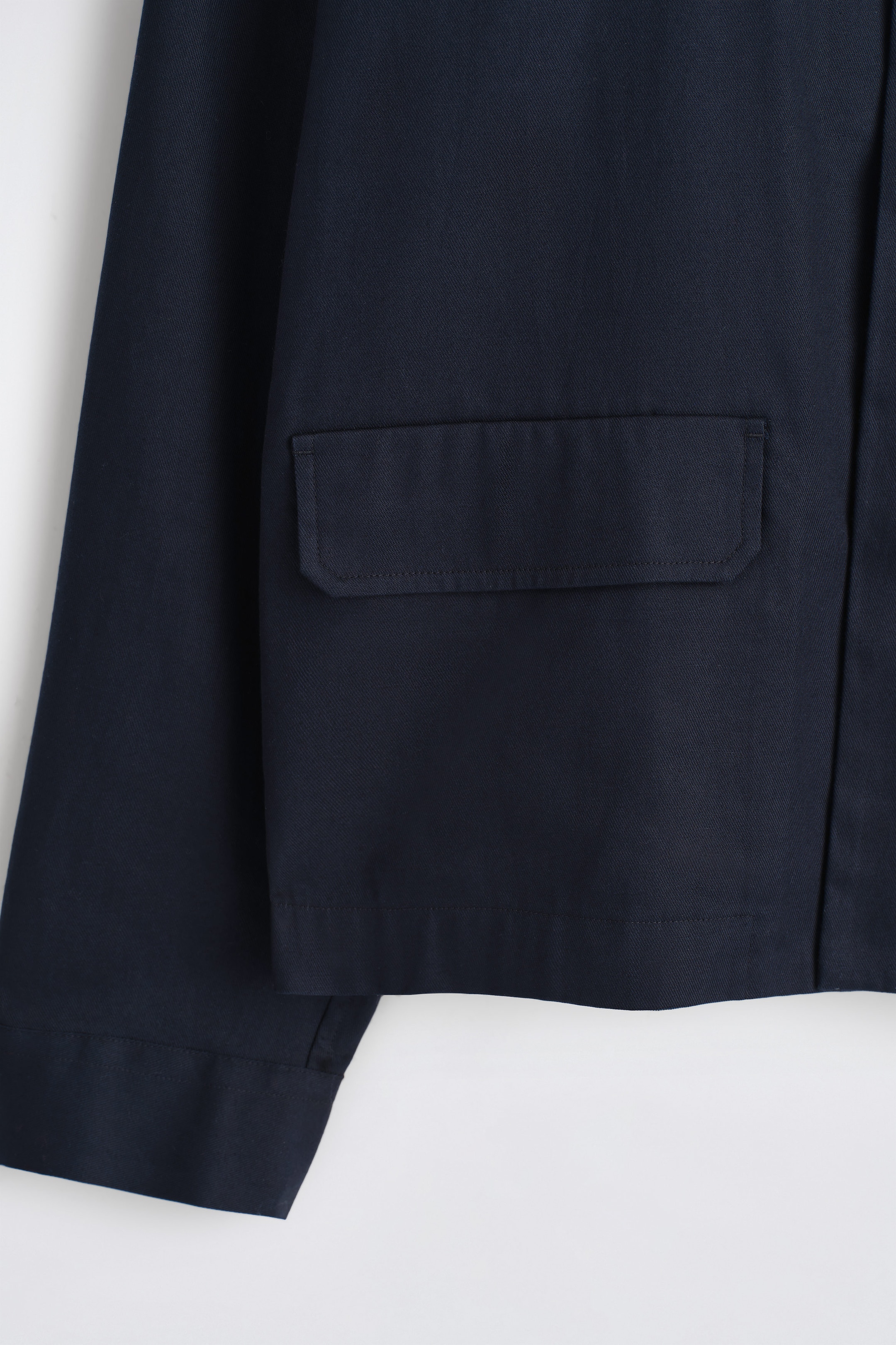 StillMedia/DescriptiveDetail