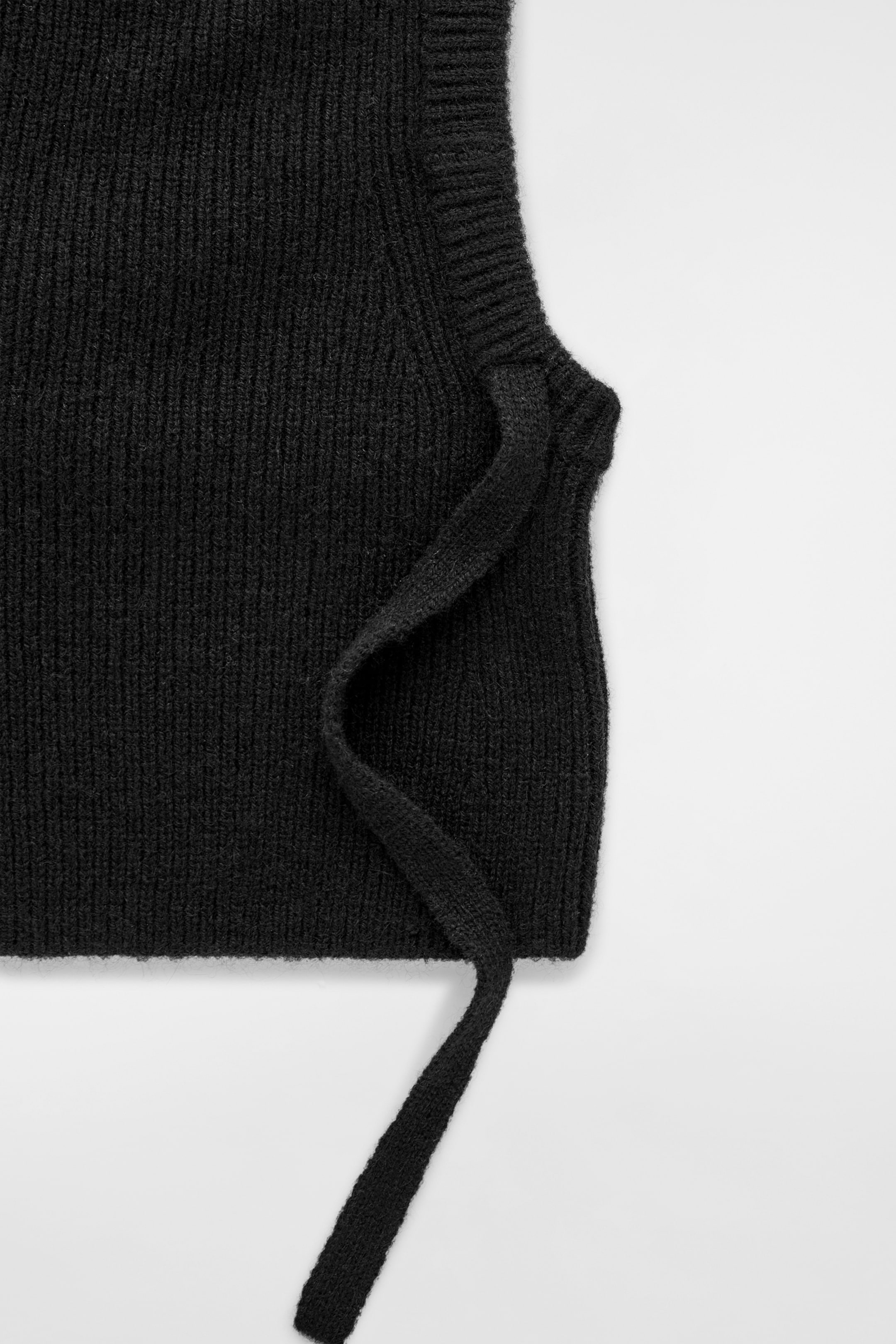 View larger image: RIBBED WOOL BALACLAVA - BLACK - Ladies | H&M GB 5