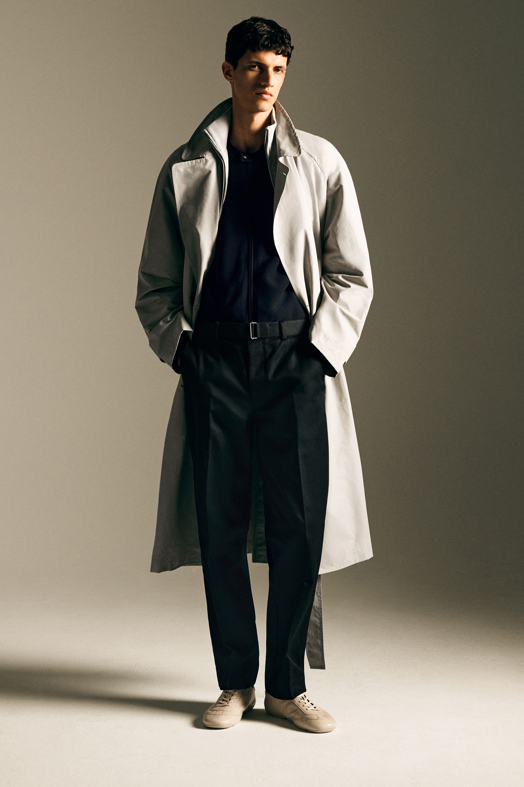 2-IN-1 WATER-REPELLENT TRENCH COAT - LIGHT GRAY | COS US