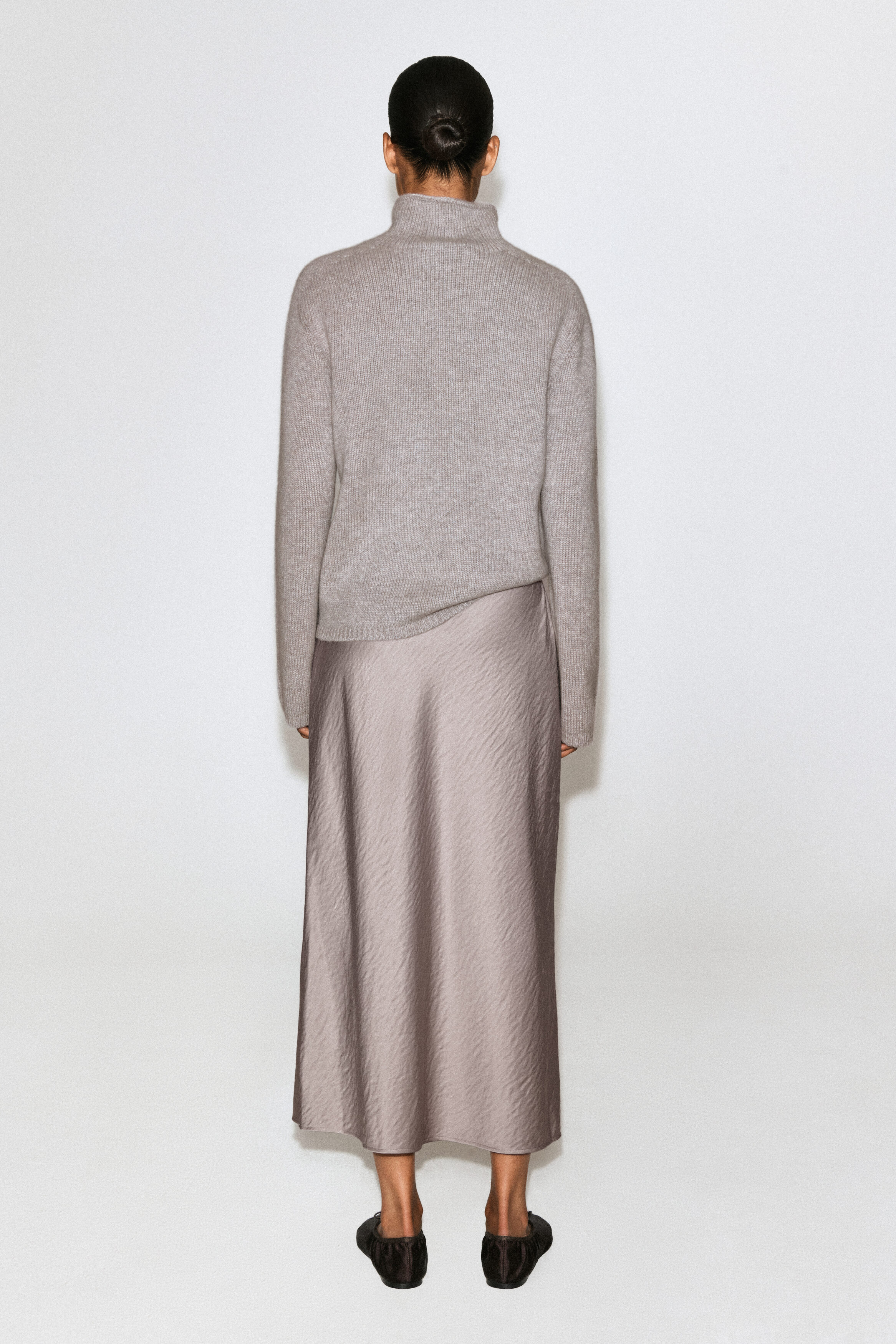 CRINKLED-SATIN MIDI SKIRT - thumbnail 5