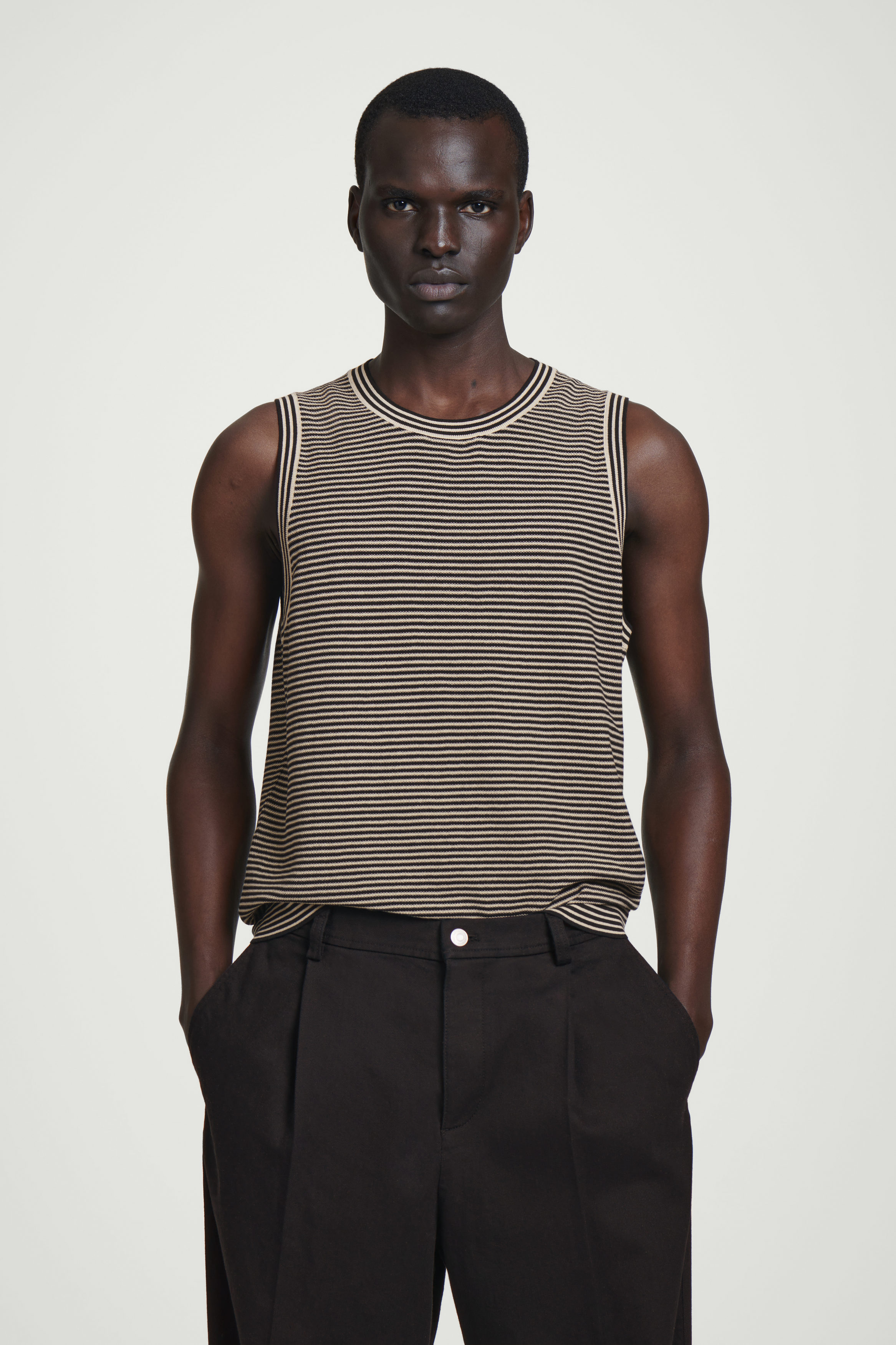 アメリNAPPING SLEEVELESS BOXY TOP＋ PANTS(M) Boxy Tank - Blue | Levi's® US