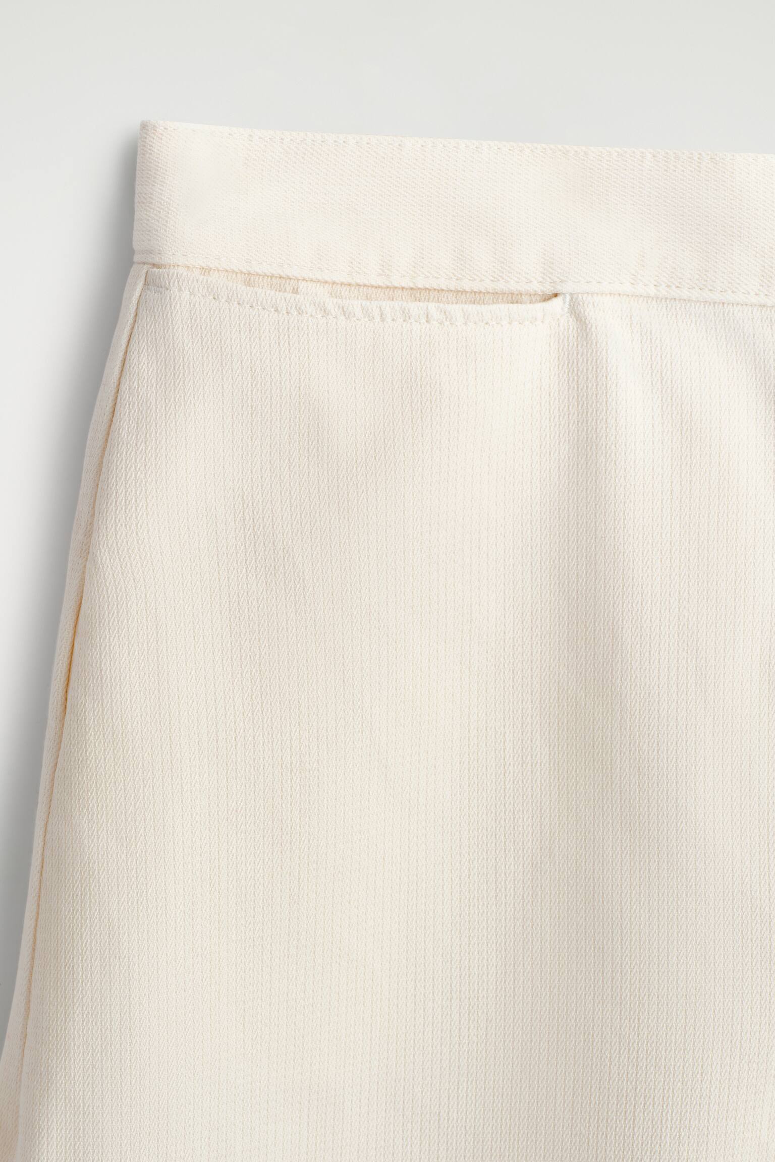 CROPPED WIDE-LEG DENIM TROUSERS - ECRU/BLACK/MARO - 3