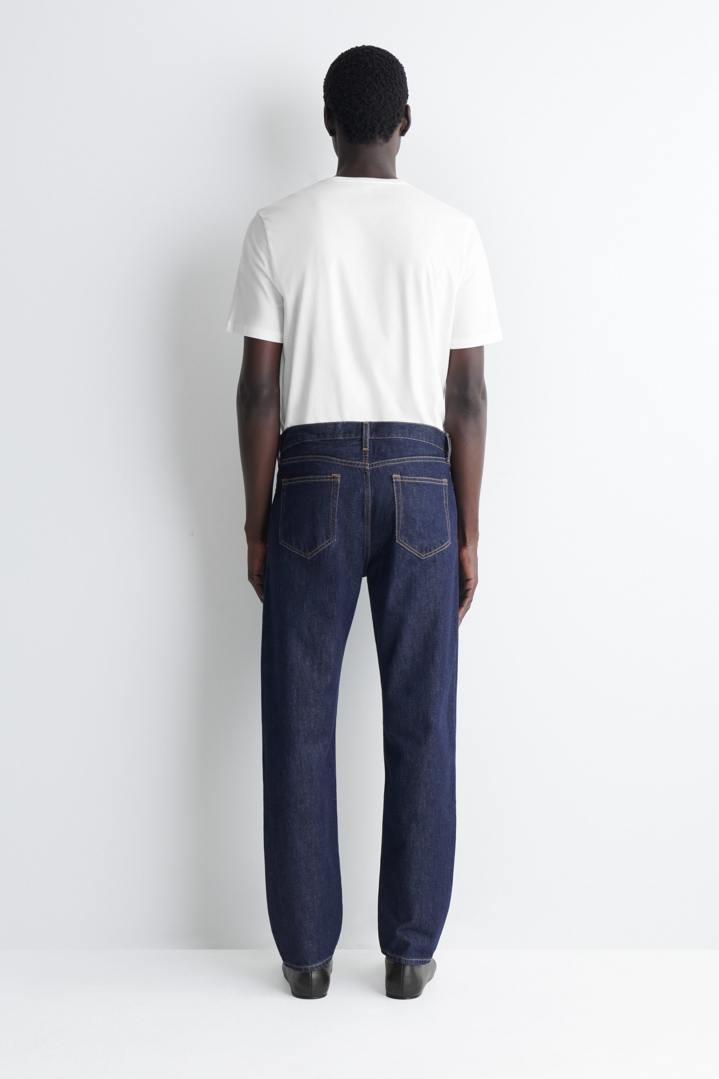 SIGNATURE REGULAR-FIT STRAIGHT-LEG JEANS - thumbnail 5