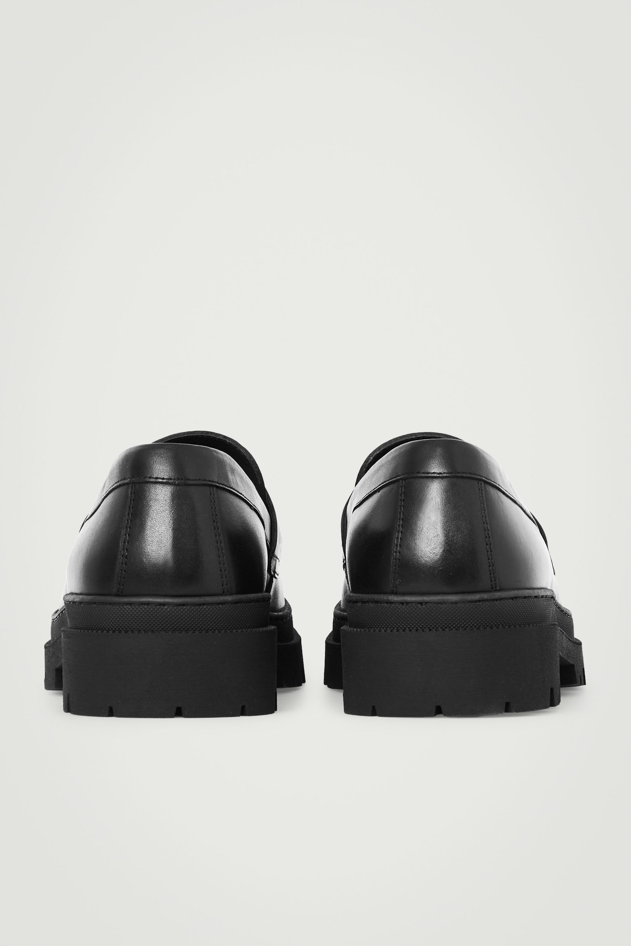 CHUNKY LEATHER LOAFERS