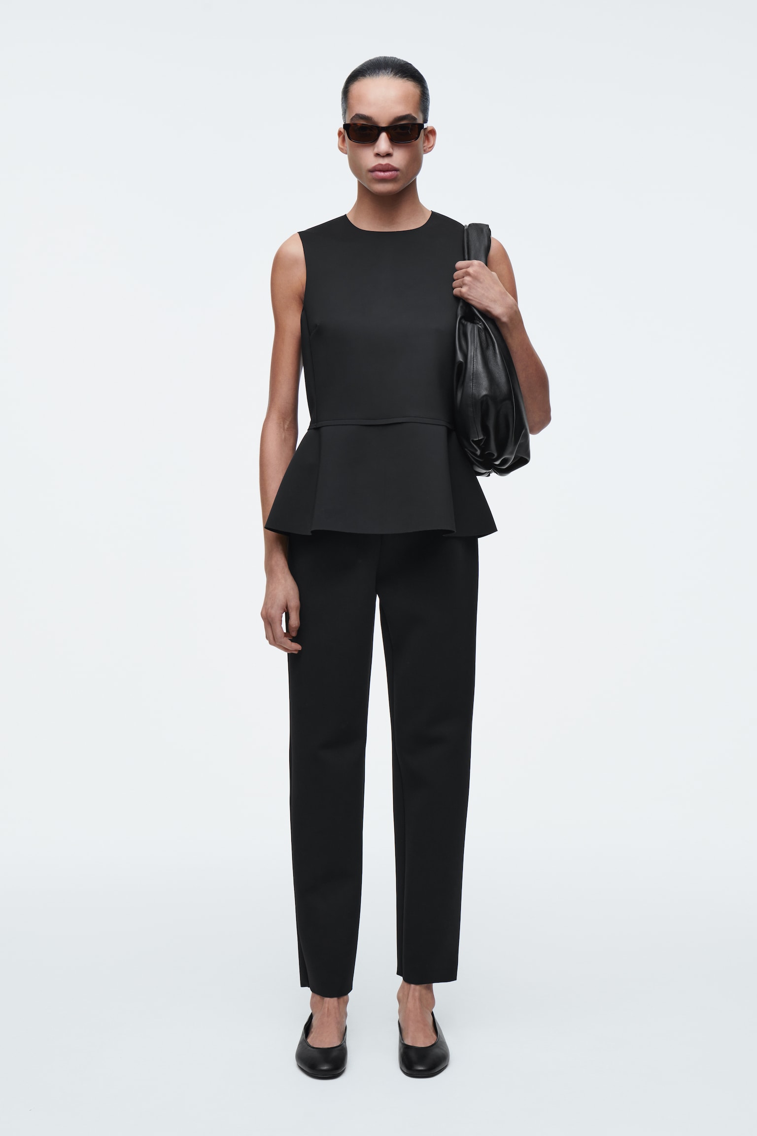 SCUBA CAPRI TROUSERS - BLACK