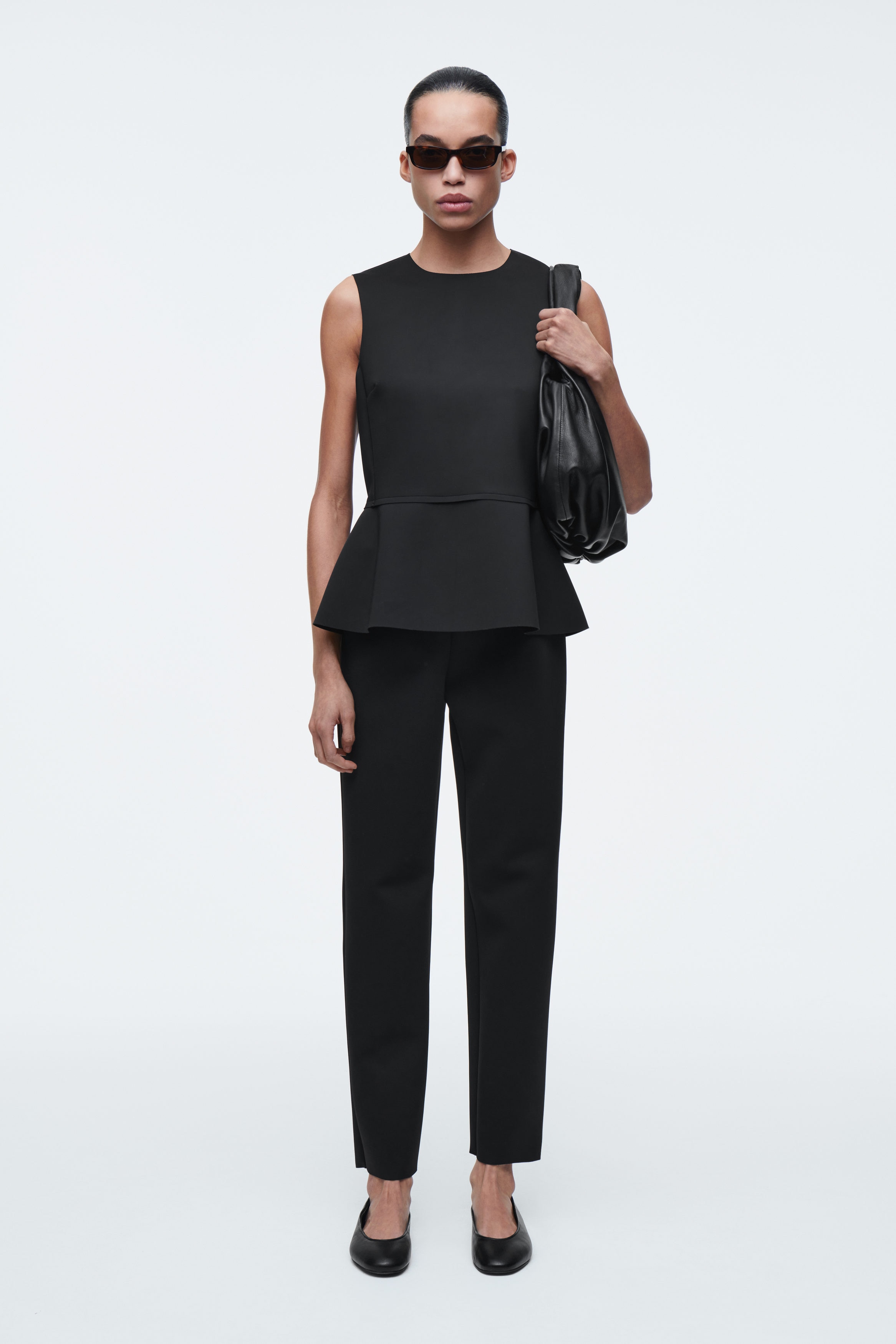 CAPRI RIB PANTS ブラック　1サイズ RBX Women's Plus Size Lightweight Woven Drawstring Capri