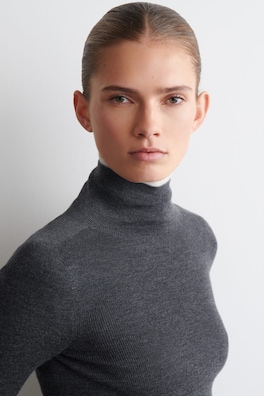 SEAMLESS MERINO WOOL TURTLENECK LONG-SLEEVED TOP — CHARCOAL MÉLANGE 6