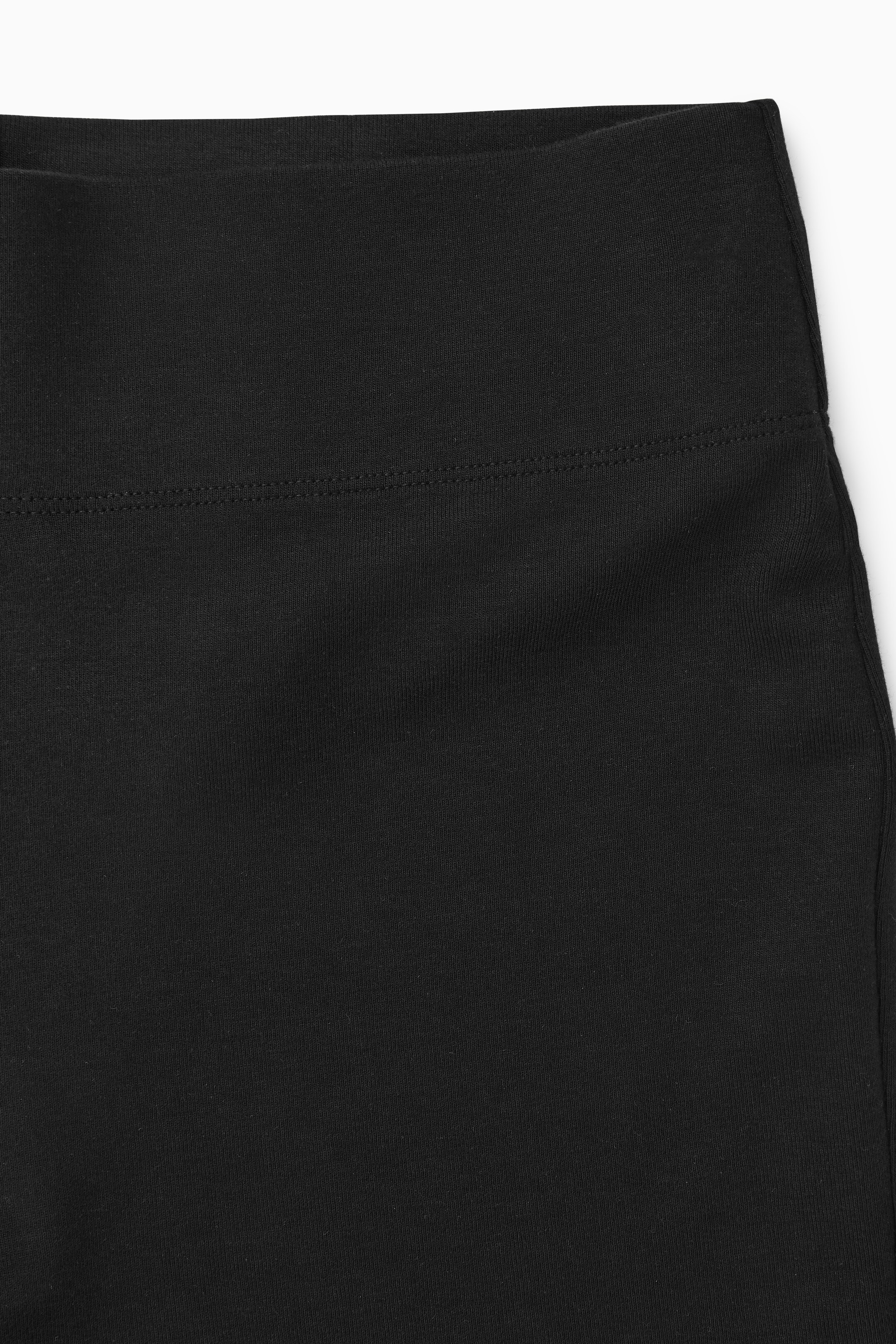 Visa större bild: UTSVÄNGDA TRIKÅBYXOR - SVART - DAM | H&M FI 2