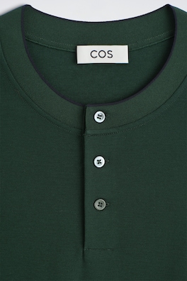 CONTRAST-TIPPED COTTON-PIQUÉ HENLEY TOP — FOREST GREEN 6