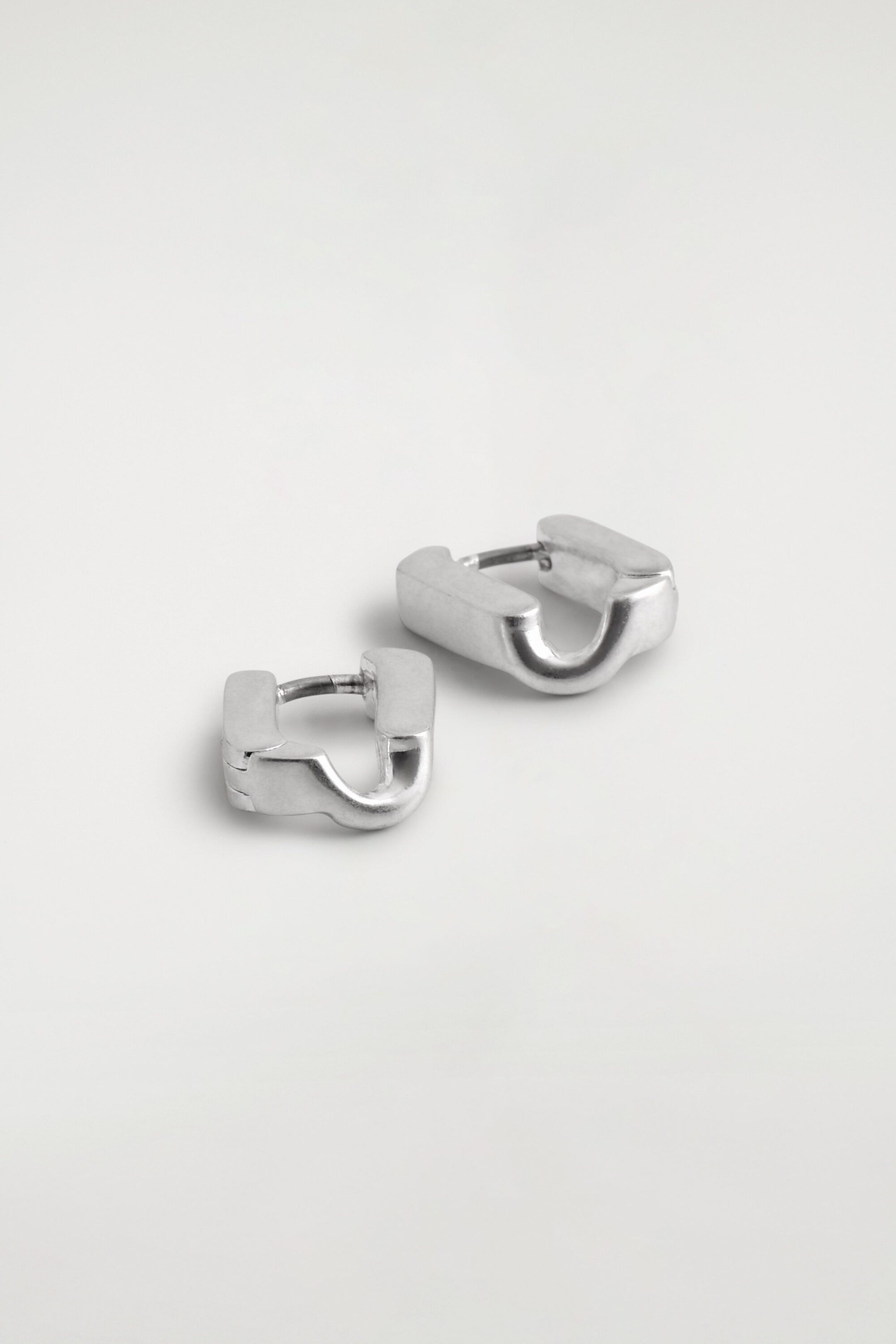 StillMedia/DescriptiveDetail