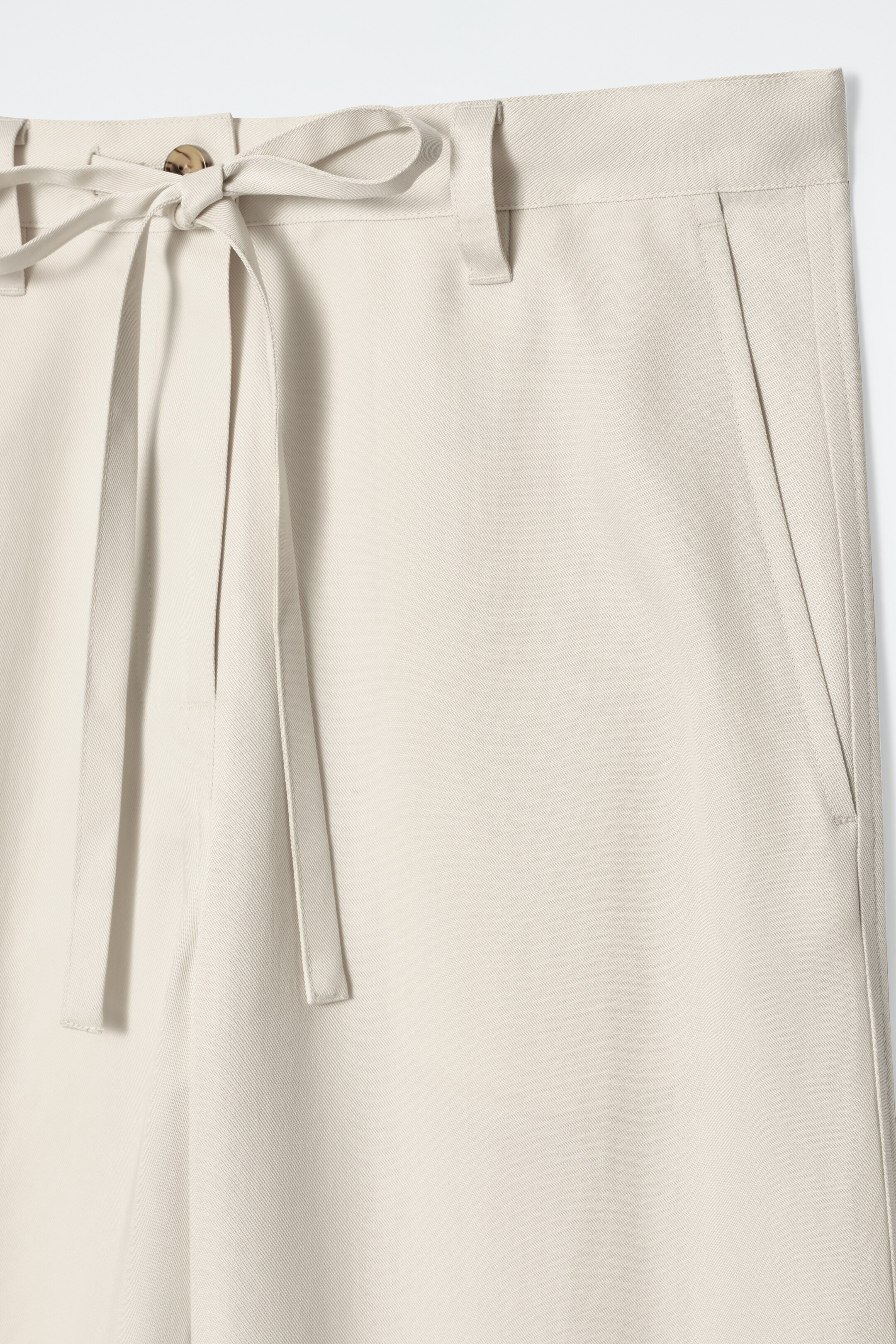 Vezi imaginea mai mare: Pantaloni largi cu detaliu de legare - FILDEŞ - FEMEI | H&M RO 8