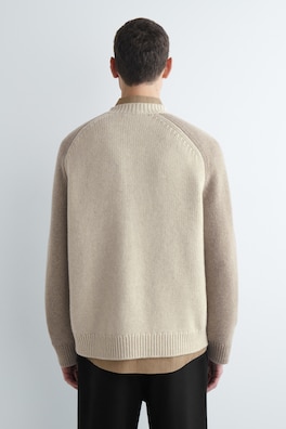 COLOR-BLOCK PURE CASHMERE SWEATER — BEIGE / TAUPE 4