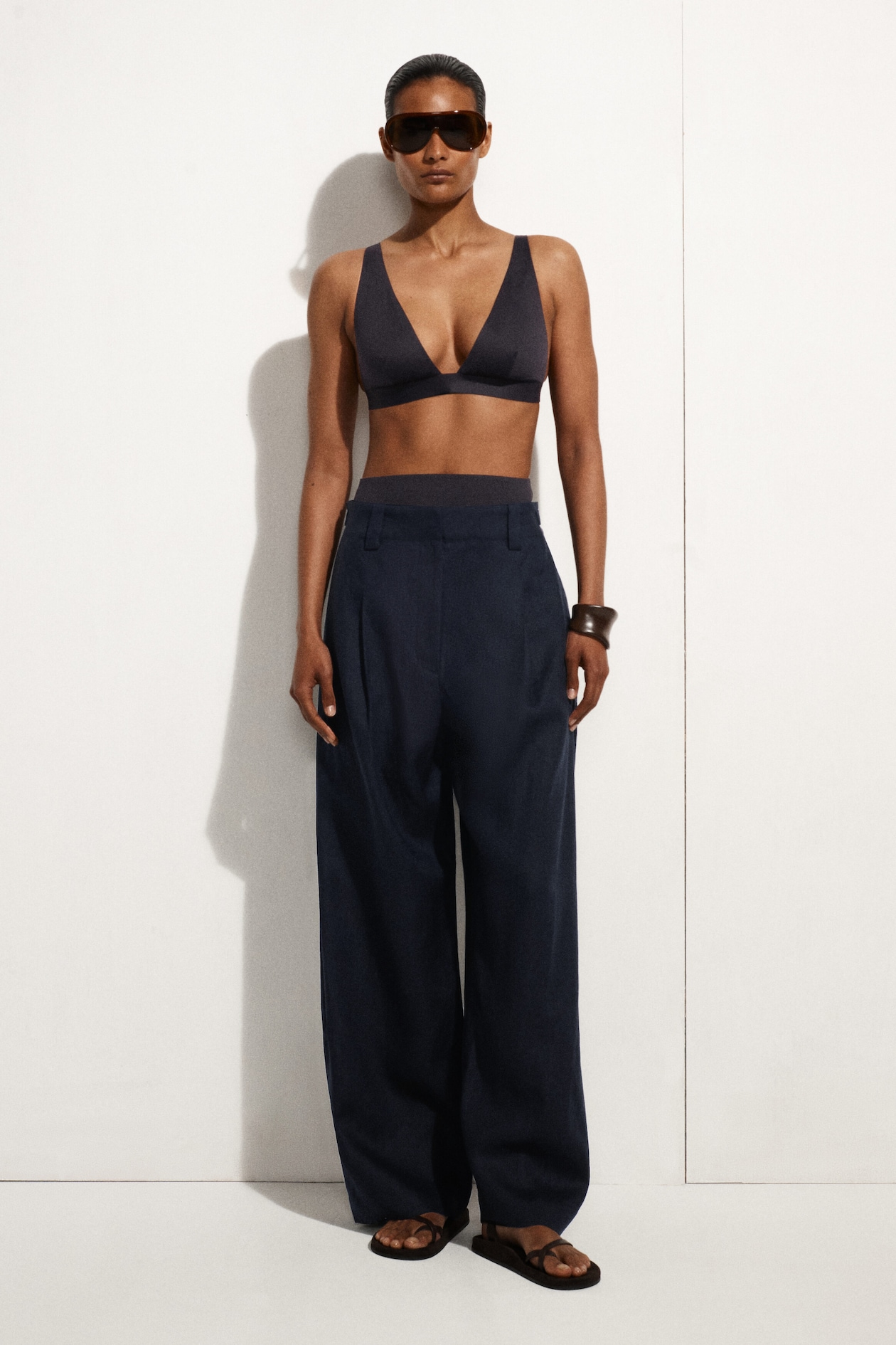 BONDED-SCUBA V-NECK BIKINI TOP — NAVY