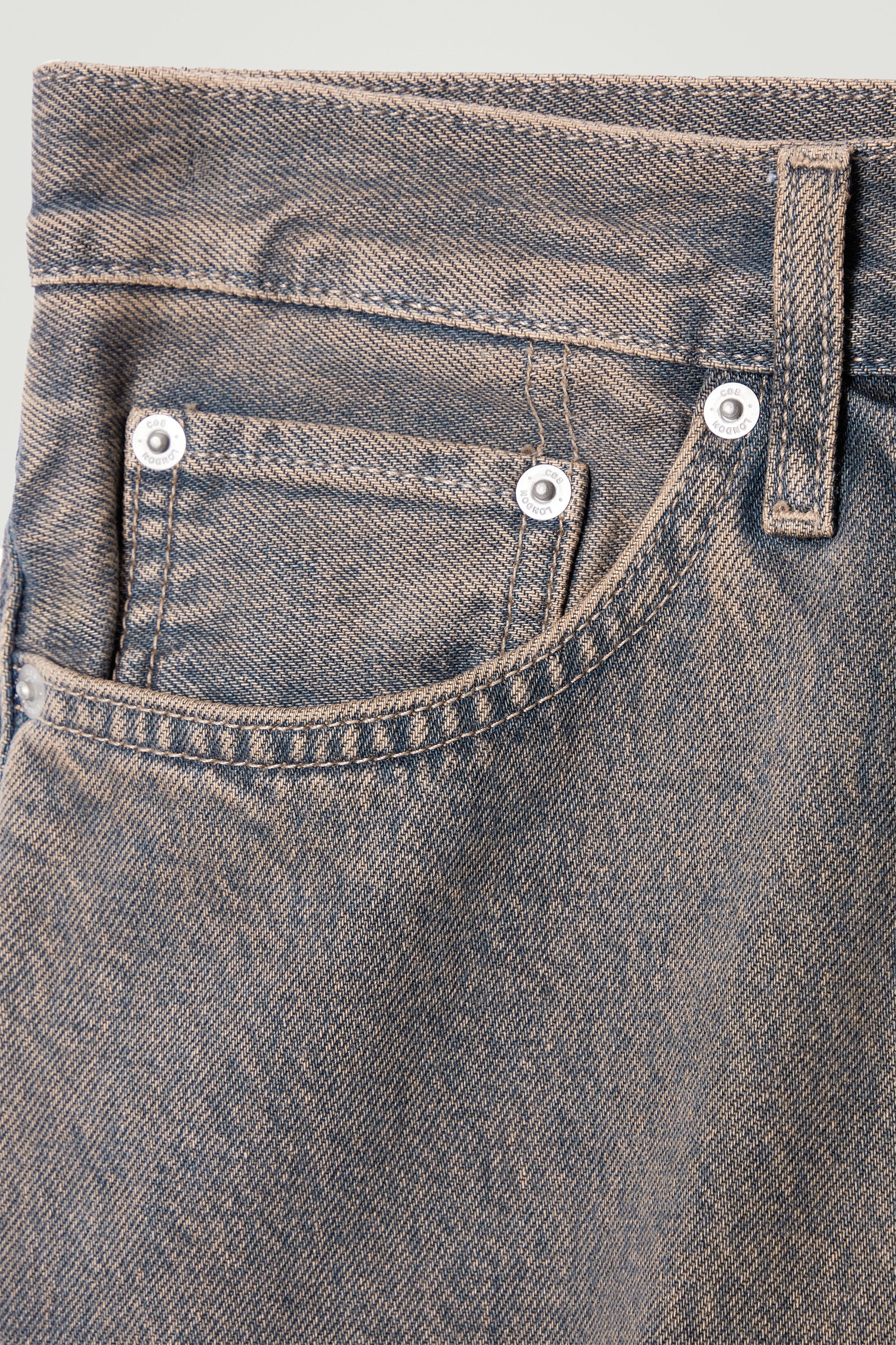 DOME STRAIGHT-LEG JEANS - APRICOT OVERDYE | COS