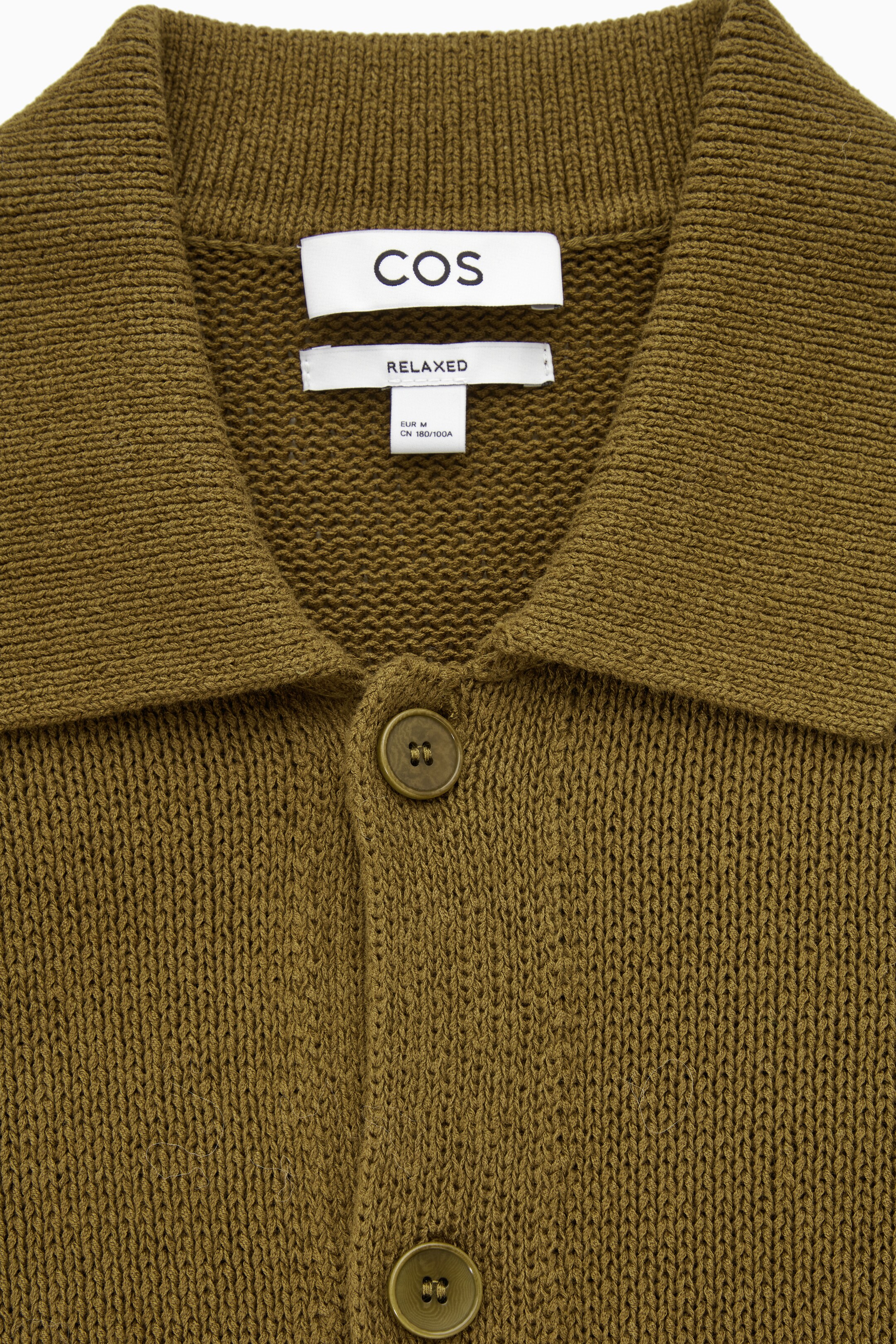 Näytä suurempi kuva: ORGANIC-COTTON KNITTED CARDIGAN - KHAKI - MIEHET | H&M FI 2