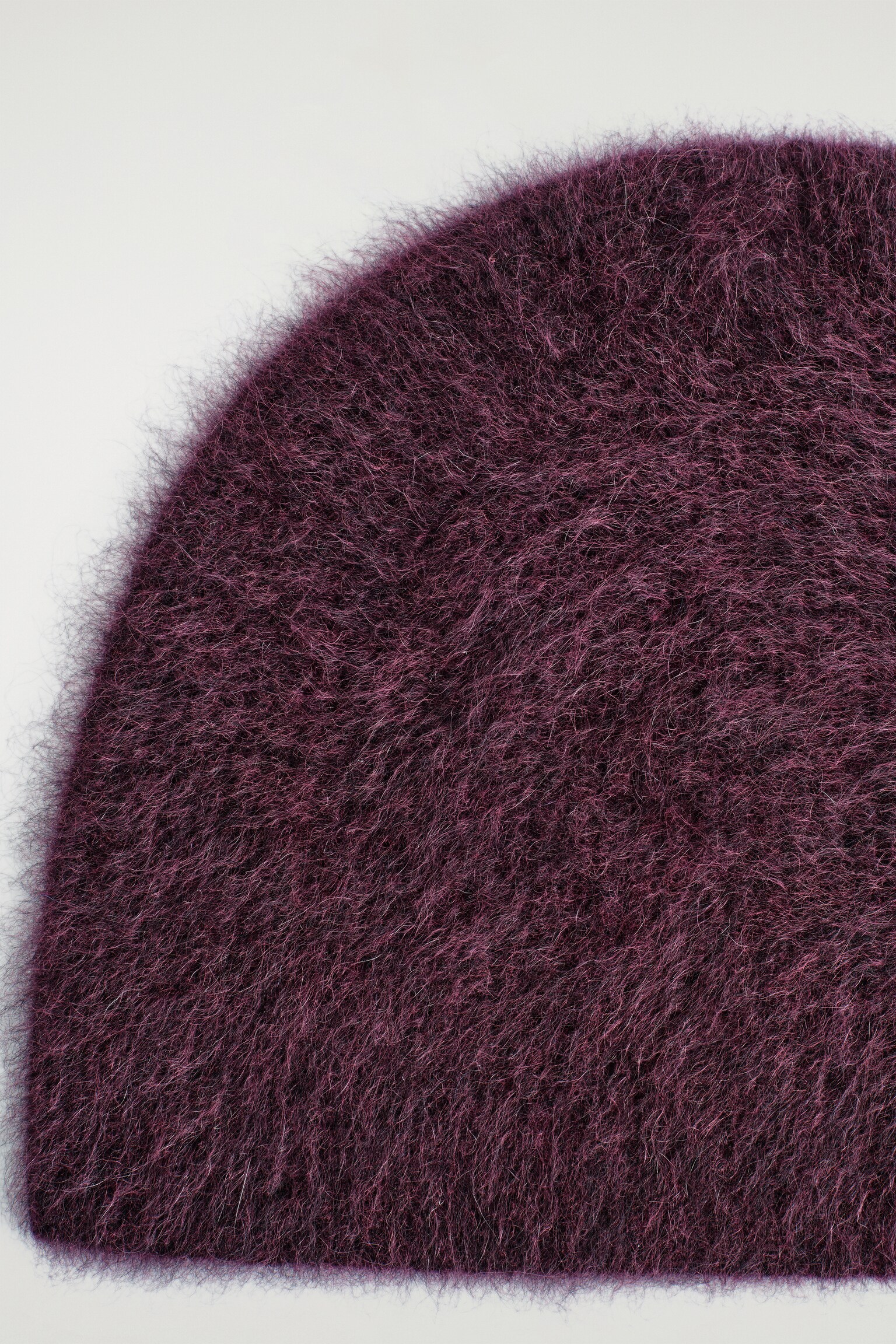 BEANIE AUS GEBÜRSTETEM KASCHMIR - BURGUNDERROT/Dunkelgrau - 4