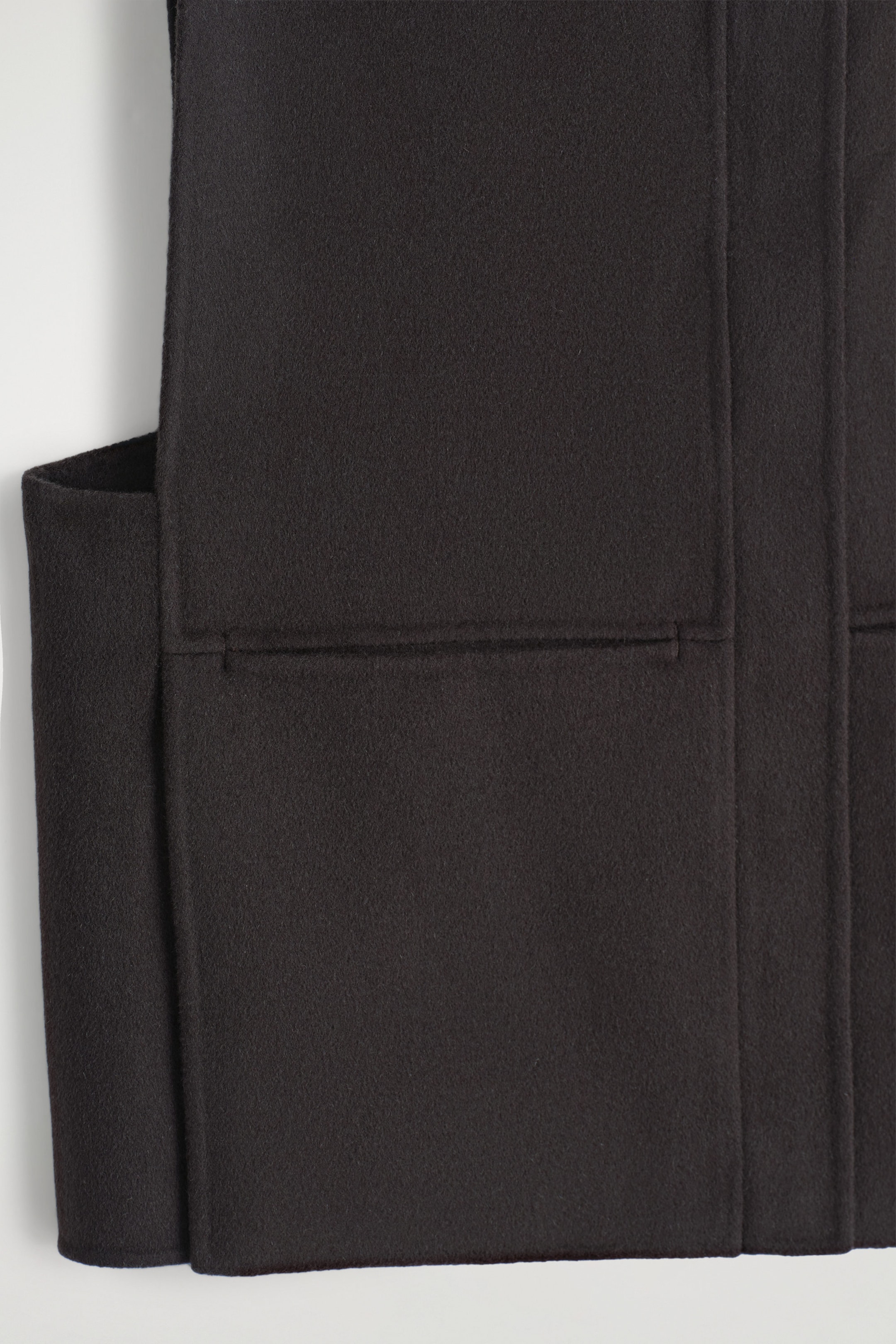 StillMedia/DescriptiveDetail