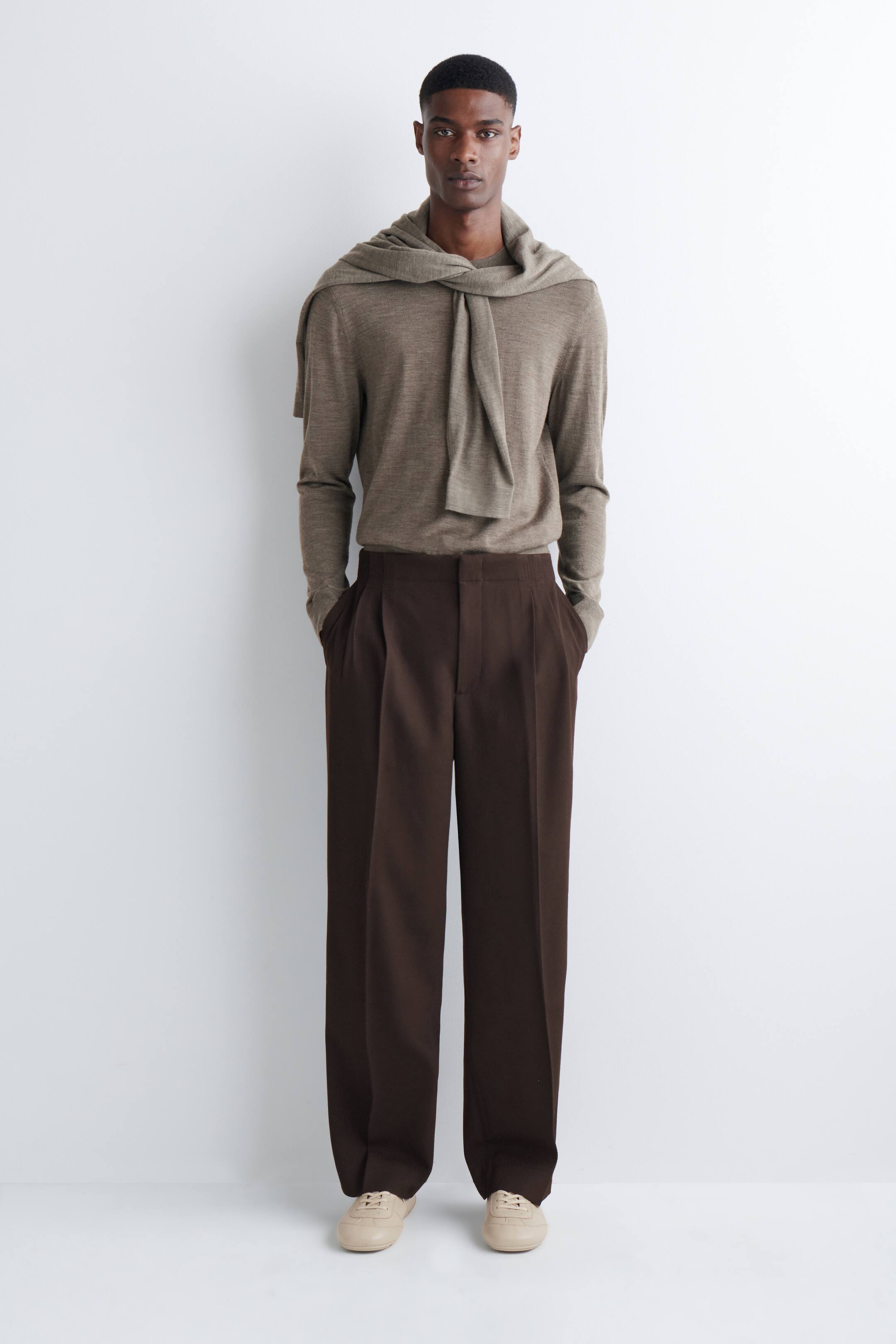 Agrandir l'image: BASKETS MINIMALISTES EN CUIR - BEIGE CLAIR - HOMME | H&M CH 1