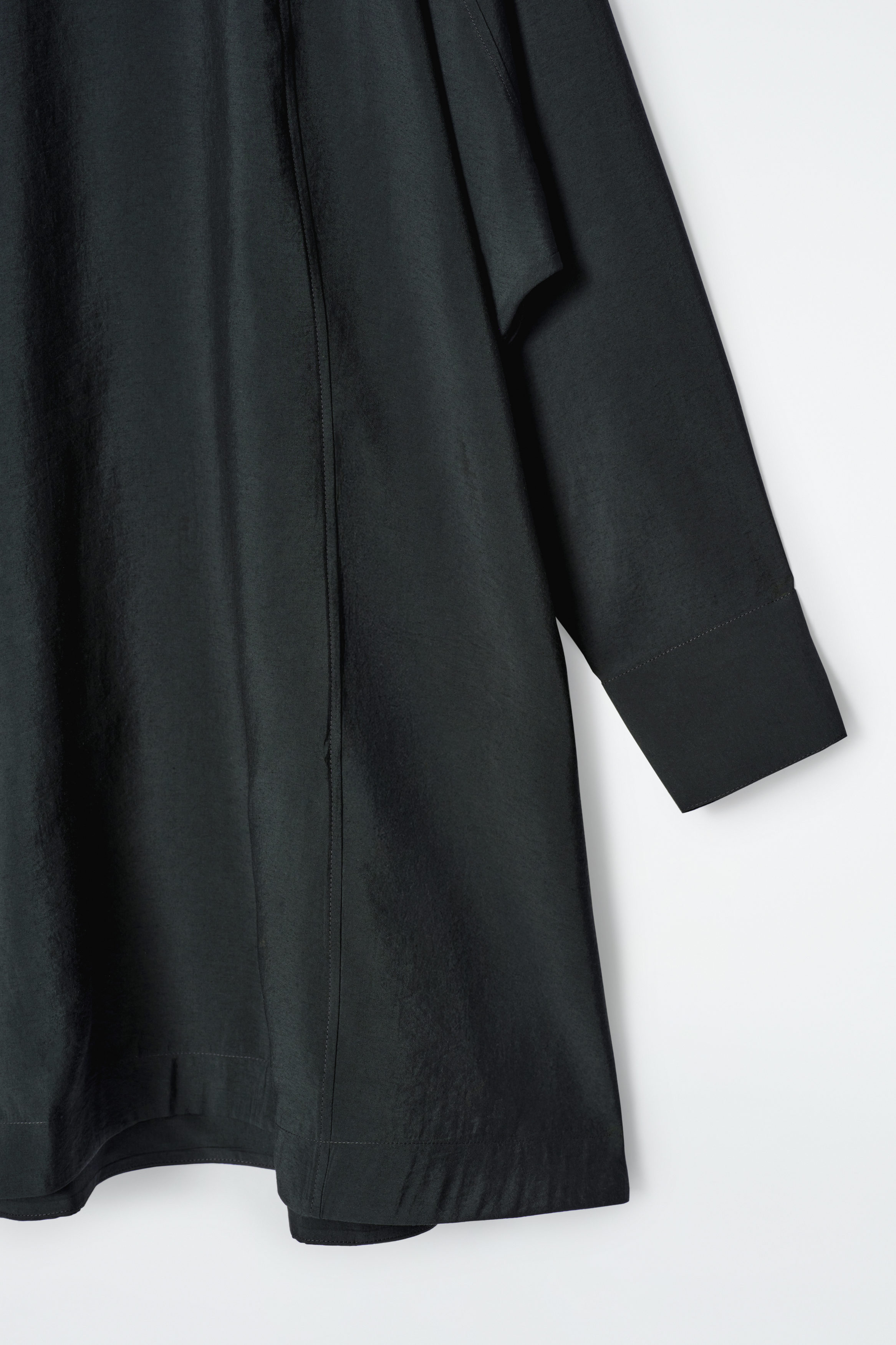 BATWING-SLEEVE MINI DRESS - BLACK | COS US