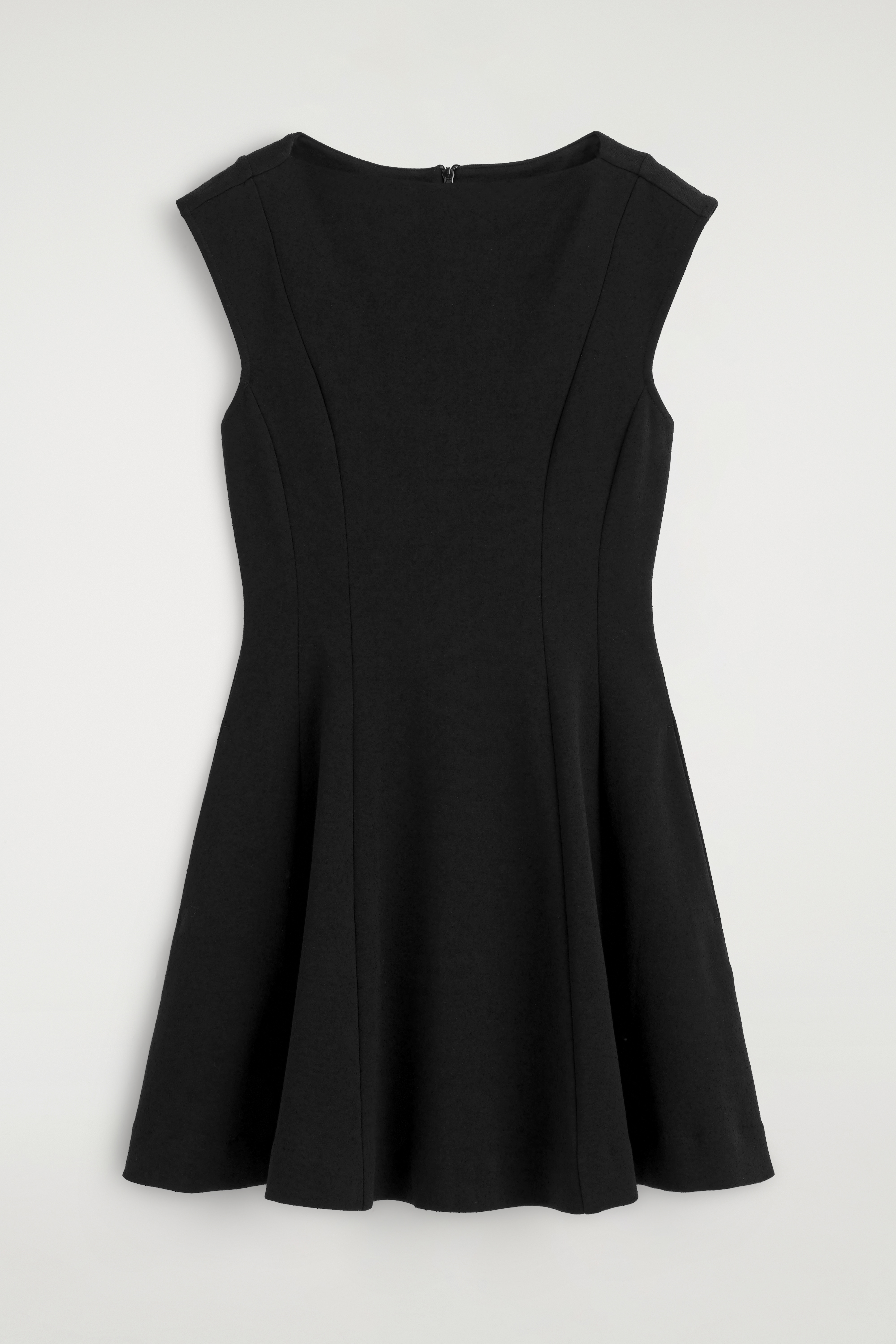 SCULPTED FLARED COTTON MINI DRESS - שחור