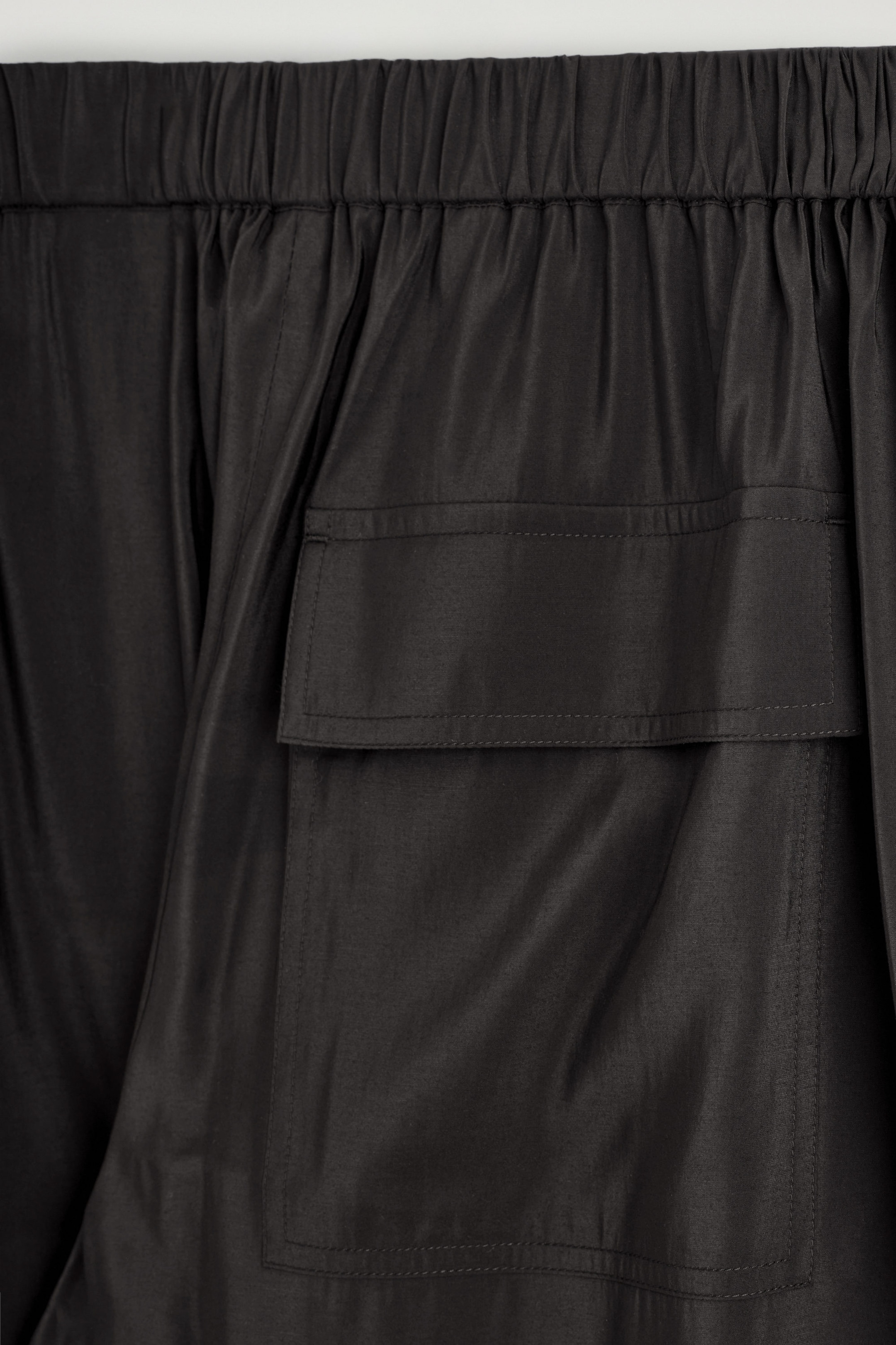 StillMedia/DescriptiveDetail