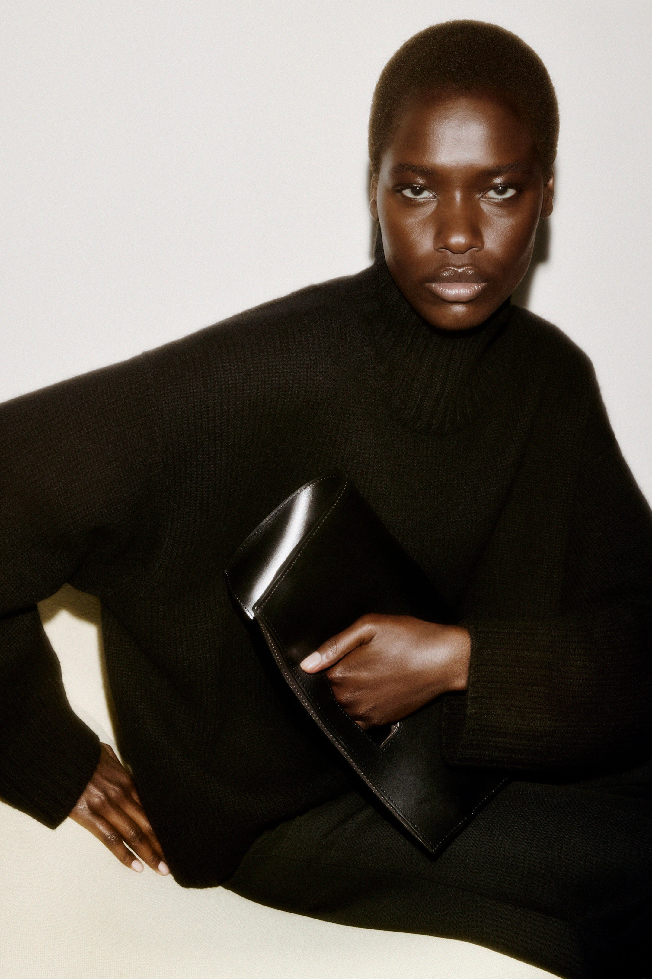 CASHMERE FUNNEL-NECK SWEATER