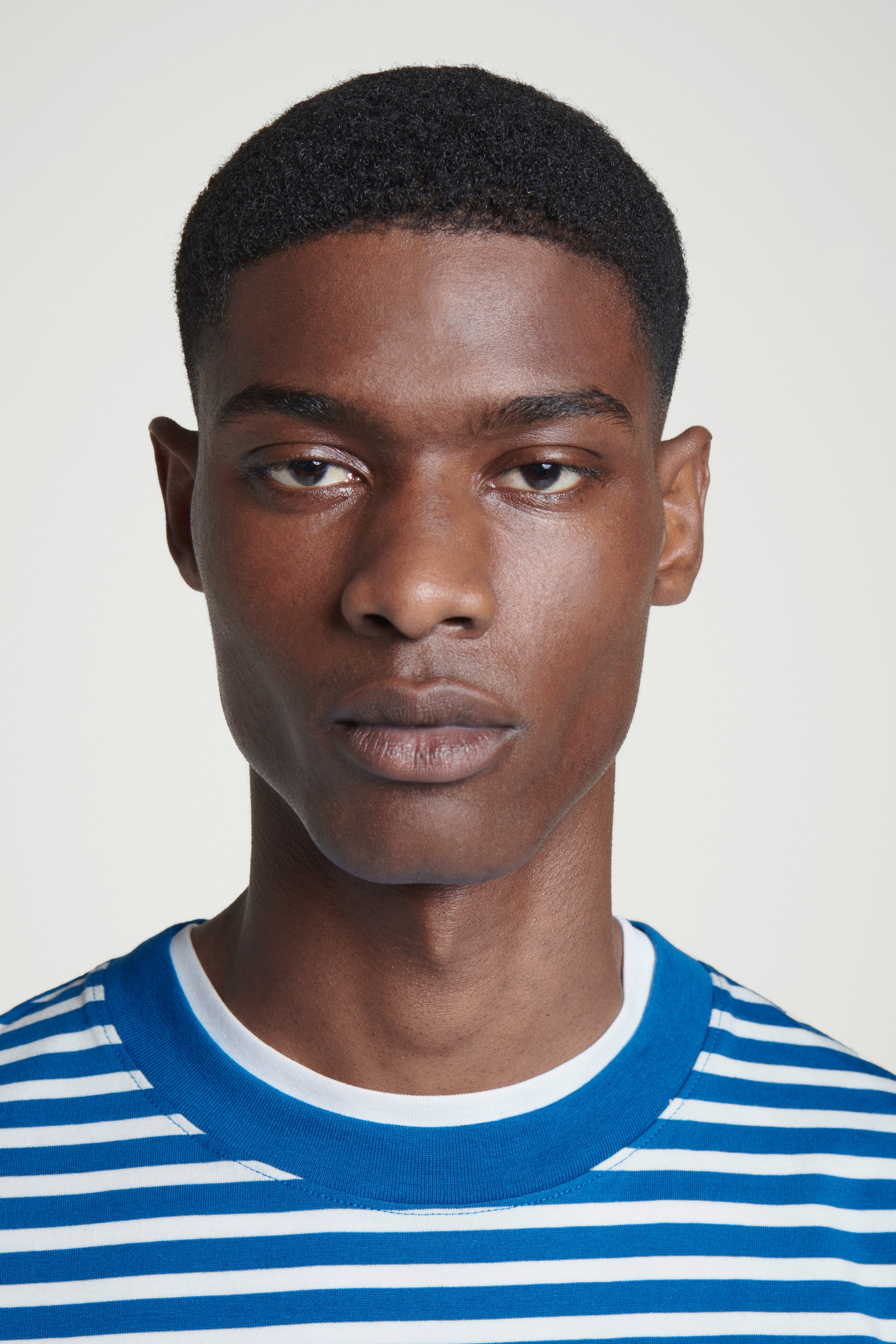 Agrandir l'image: T-SHIRT DÉCONTRACTÉ EN COTON LÉGER - BLEU - HOMME | H&M FR 4