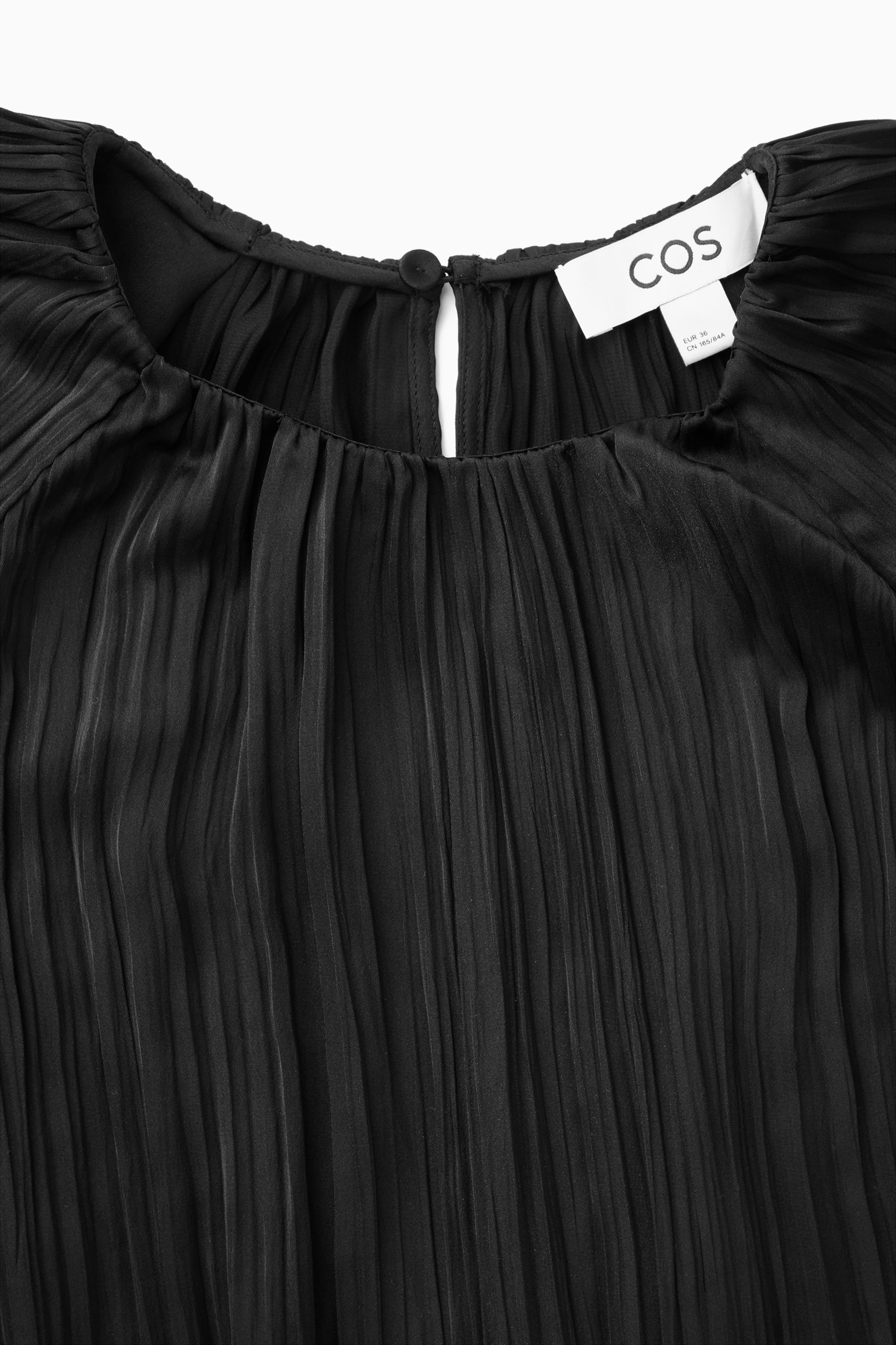 PLISSÉ LONG-SLEEVED BLOUSE