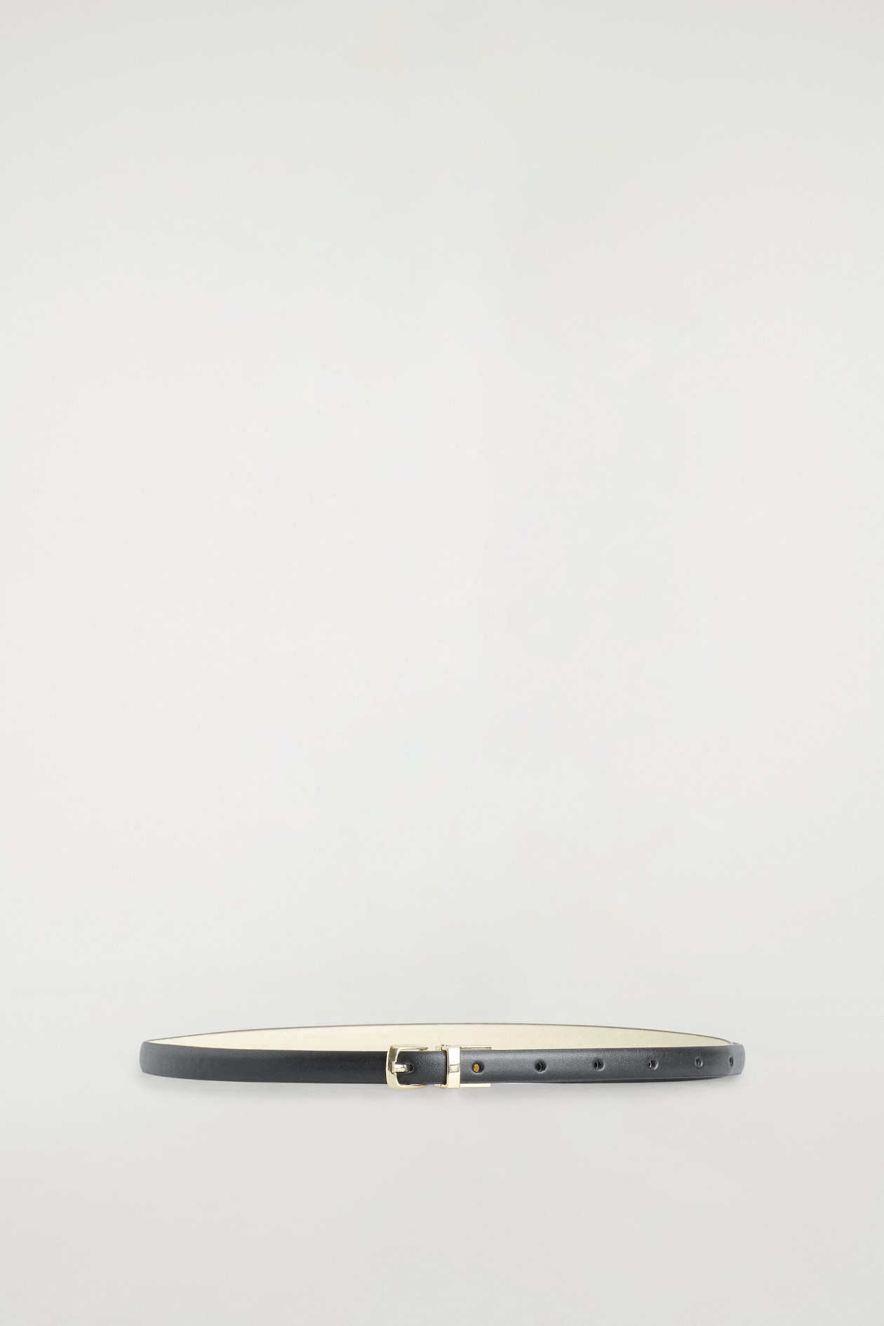 REVERSIBLE SLIM LEATHER BELT — BLACK / WHITE
