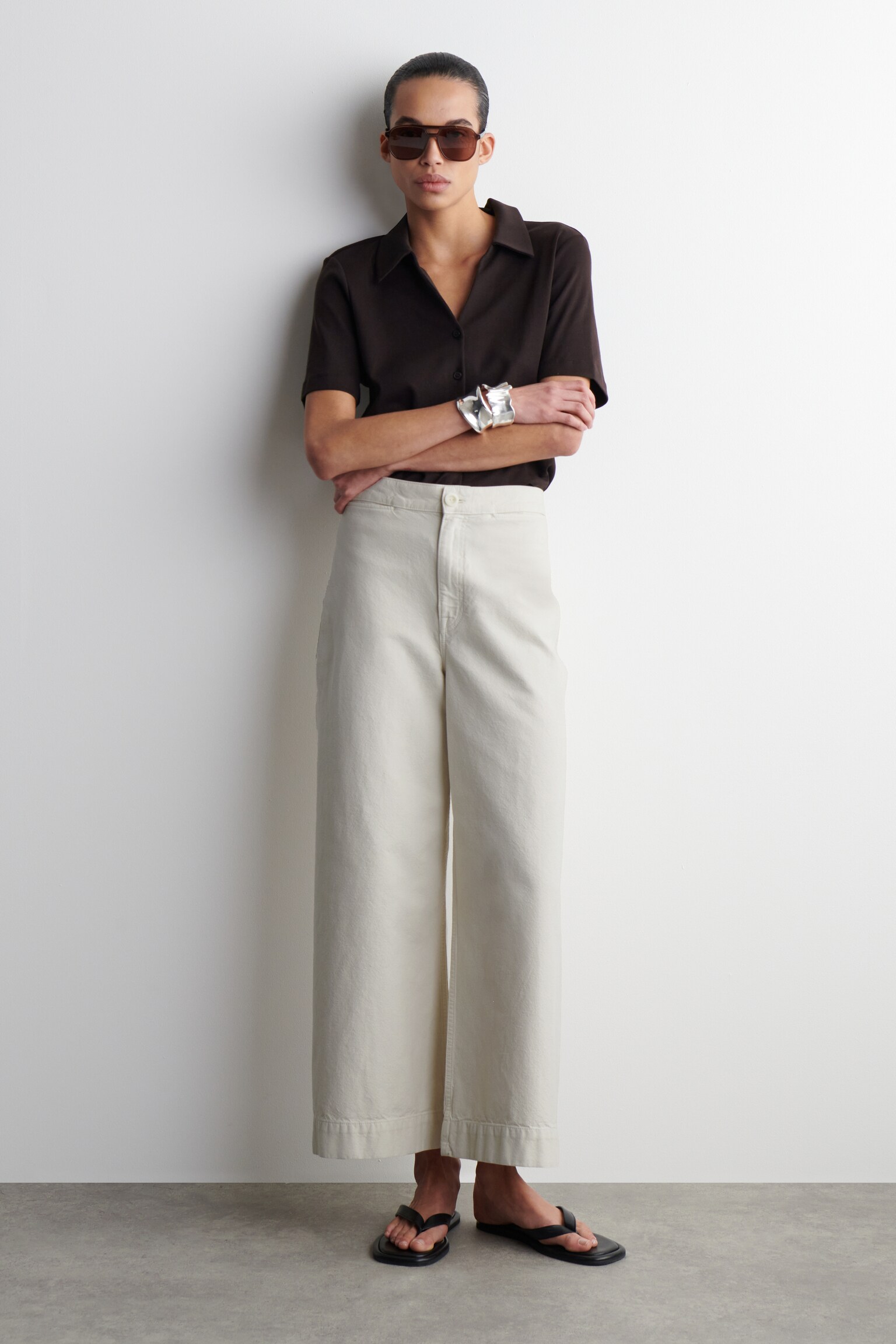 PANTALONI IN DENIM A GAMBA LARGA - ÉCRU/BLU