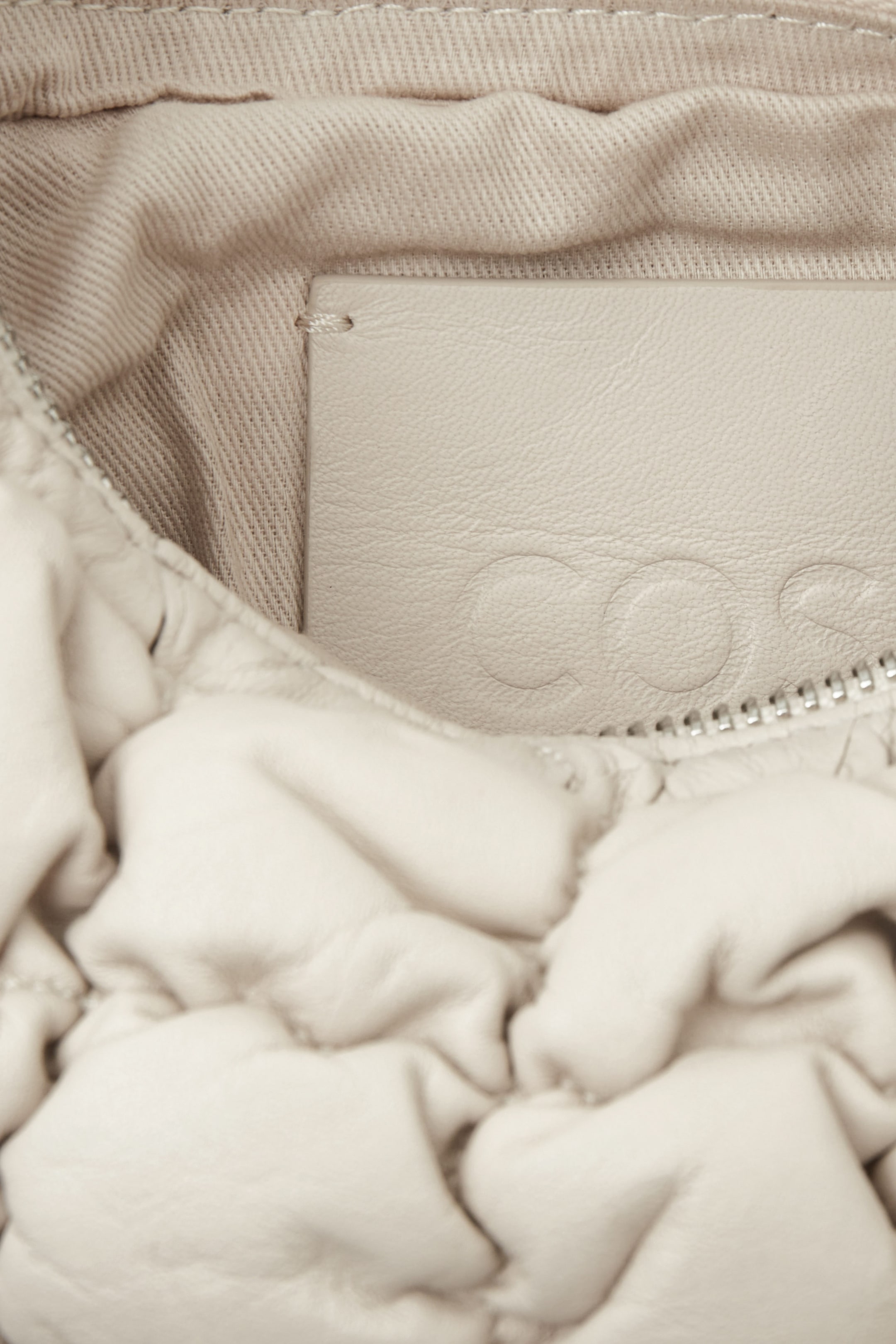 StillMedia/DescriptiveDetail