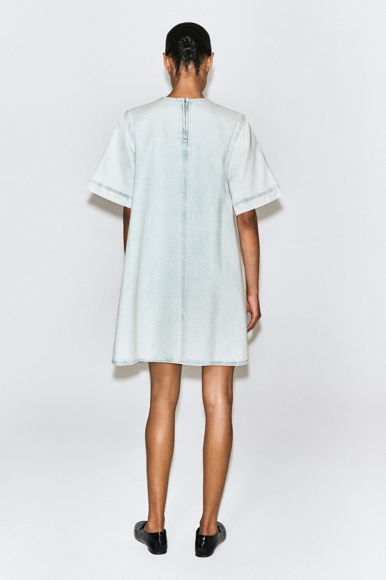 FLARED DENIM MINI DRESS — LIGHT BLUE